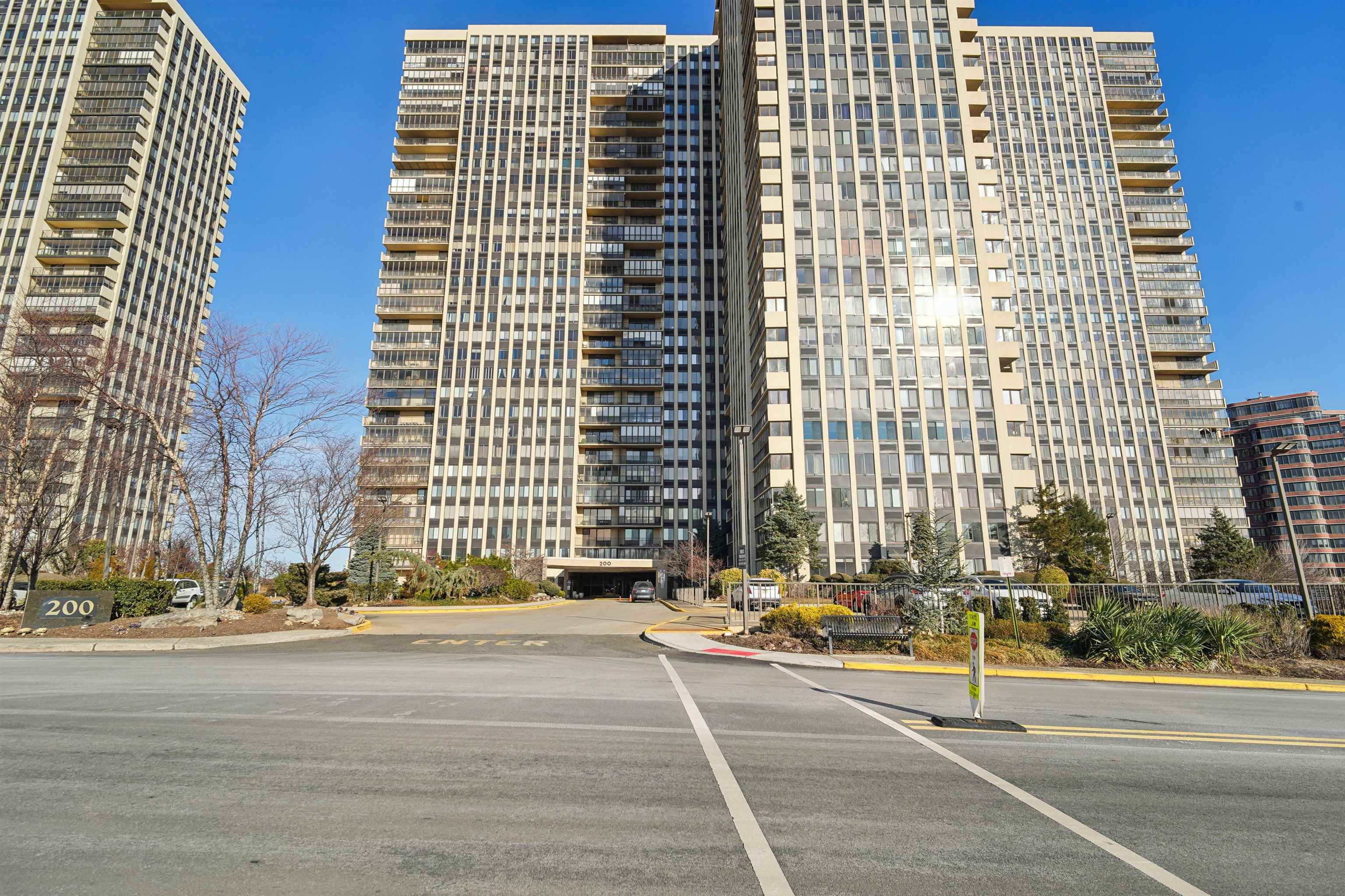 200 Winston Dr #803, Cliffside Park, New Jersey image 26