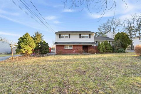 15 RIDGE RD PARSIPANNY TROYHILL NJ 07054