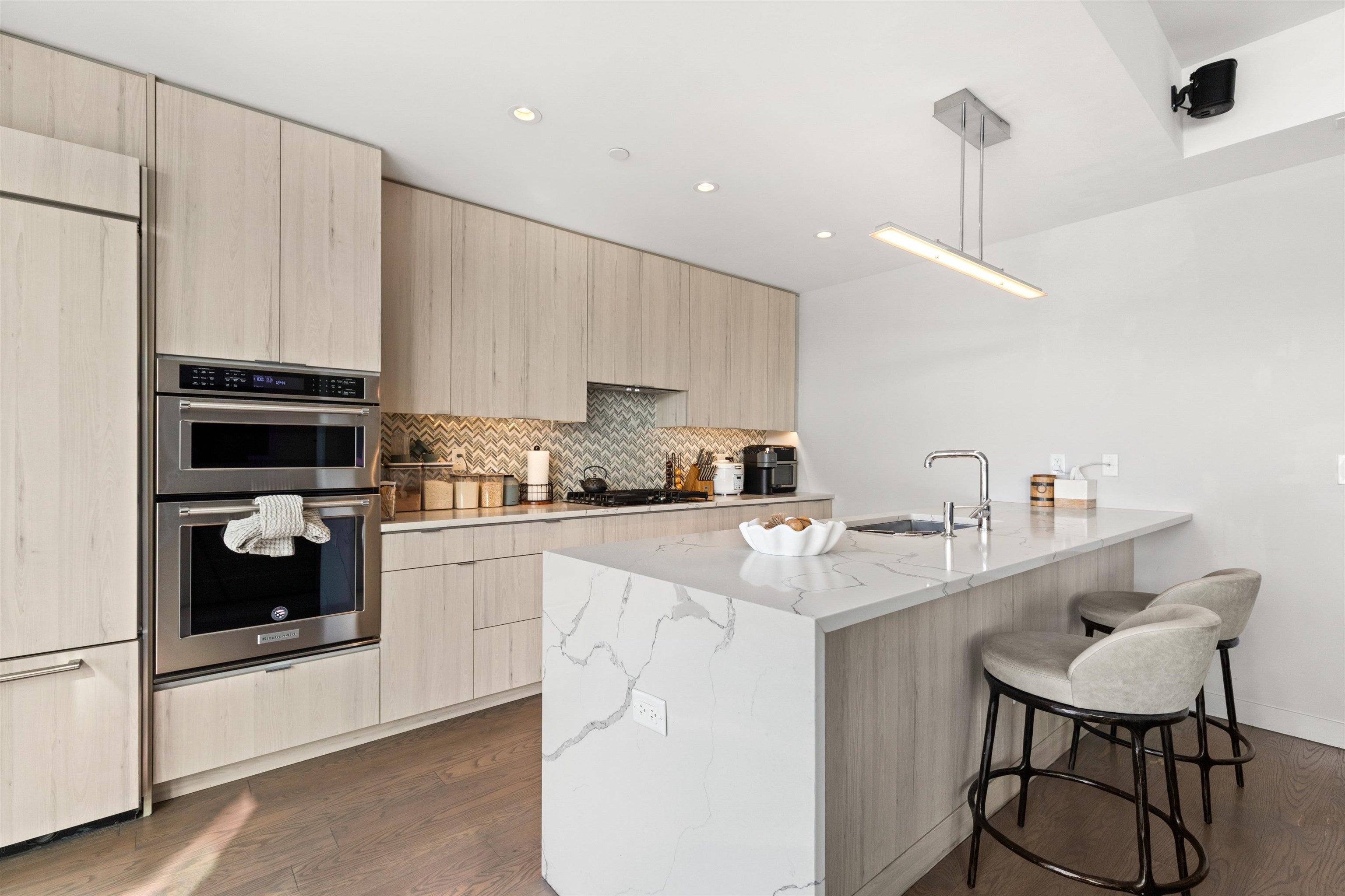 800 AVENUE AT PORT IMPERIAL 510