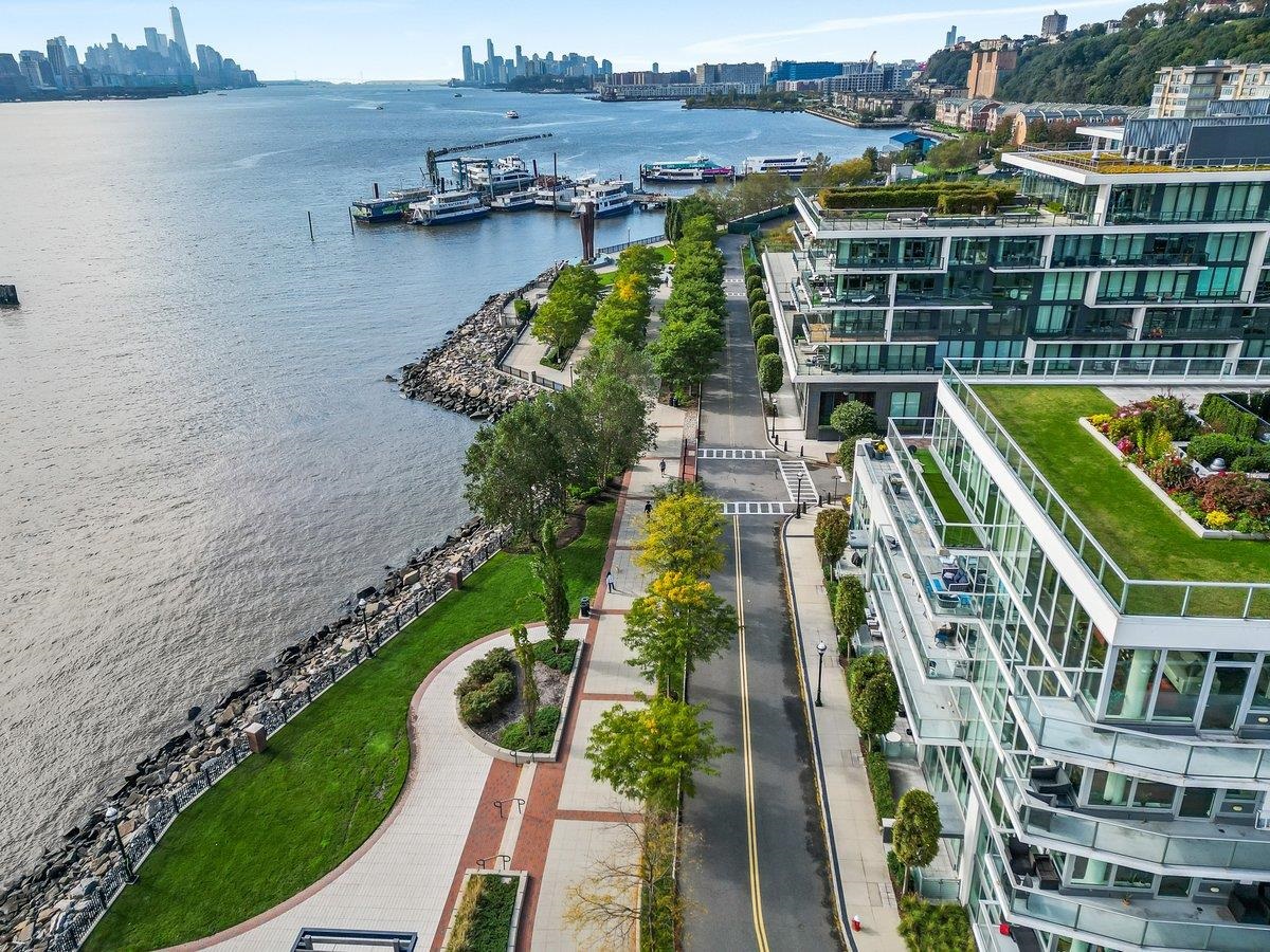 1000 Avenue At Port Imperial #602, Weehawken, New Jersey image 30