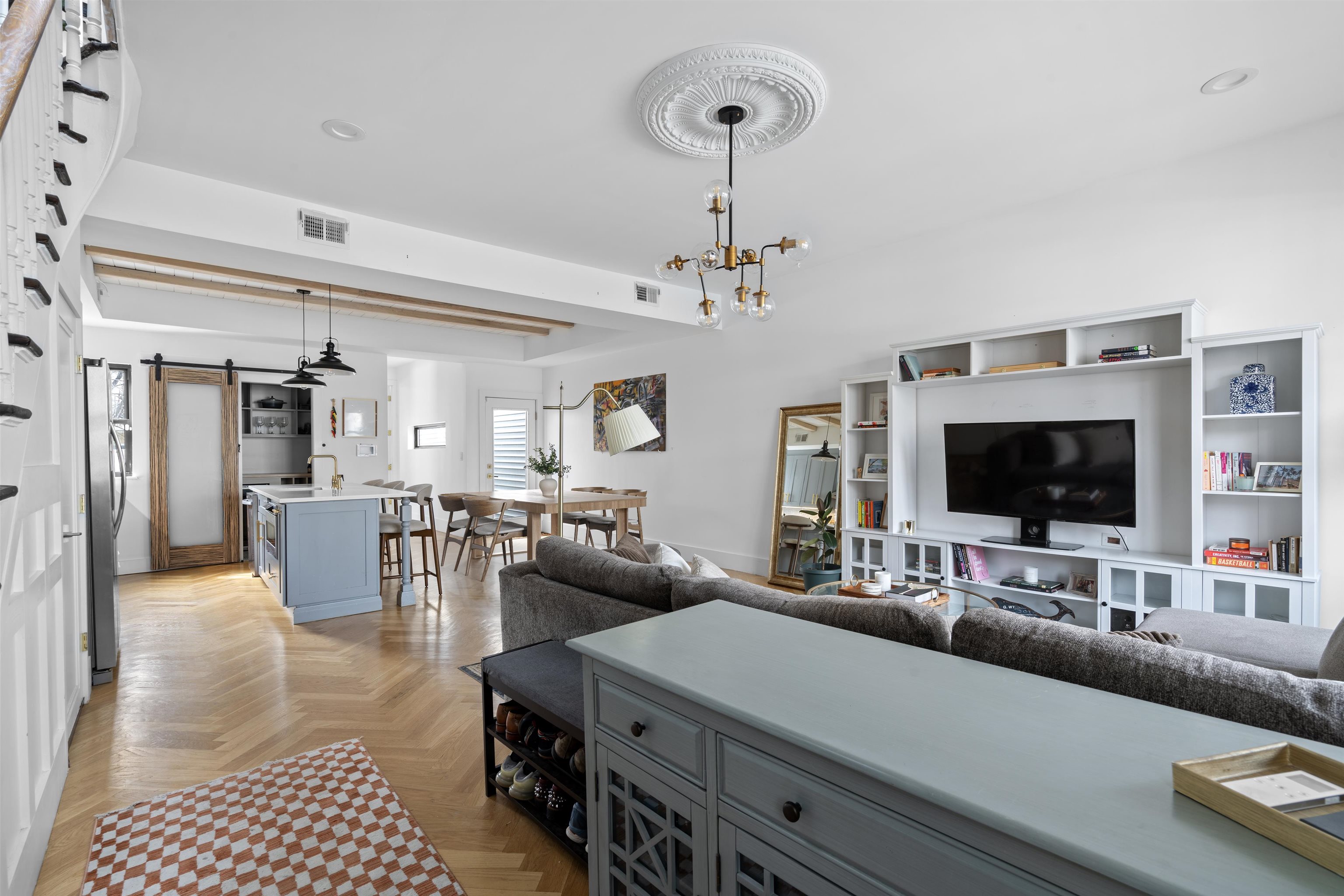 125 Lincoln St, Jersey City, New Jersey image 4