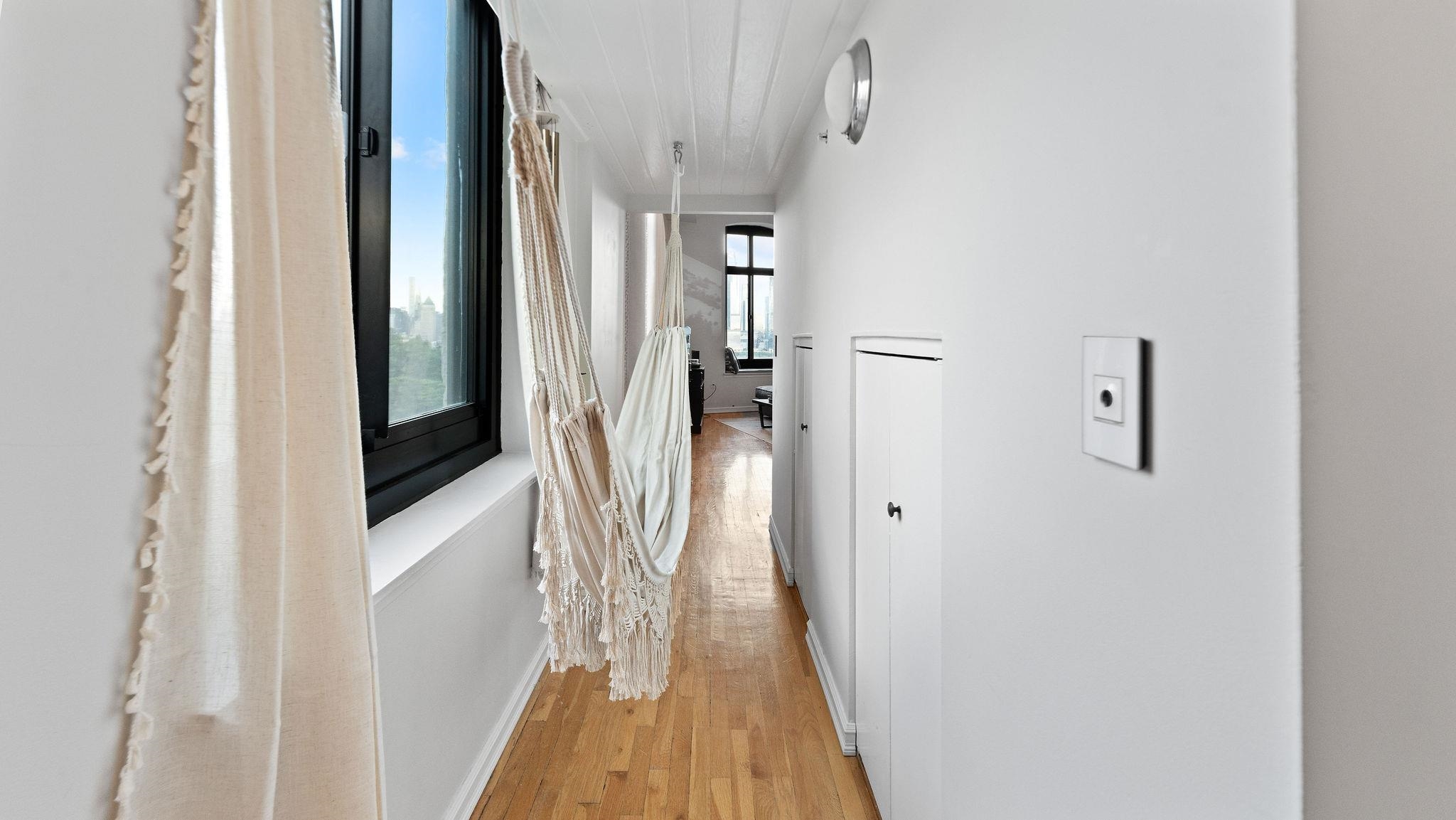 518 Gregory Ave #C402, Weehawken, New Jersey image 17