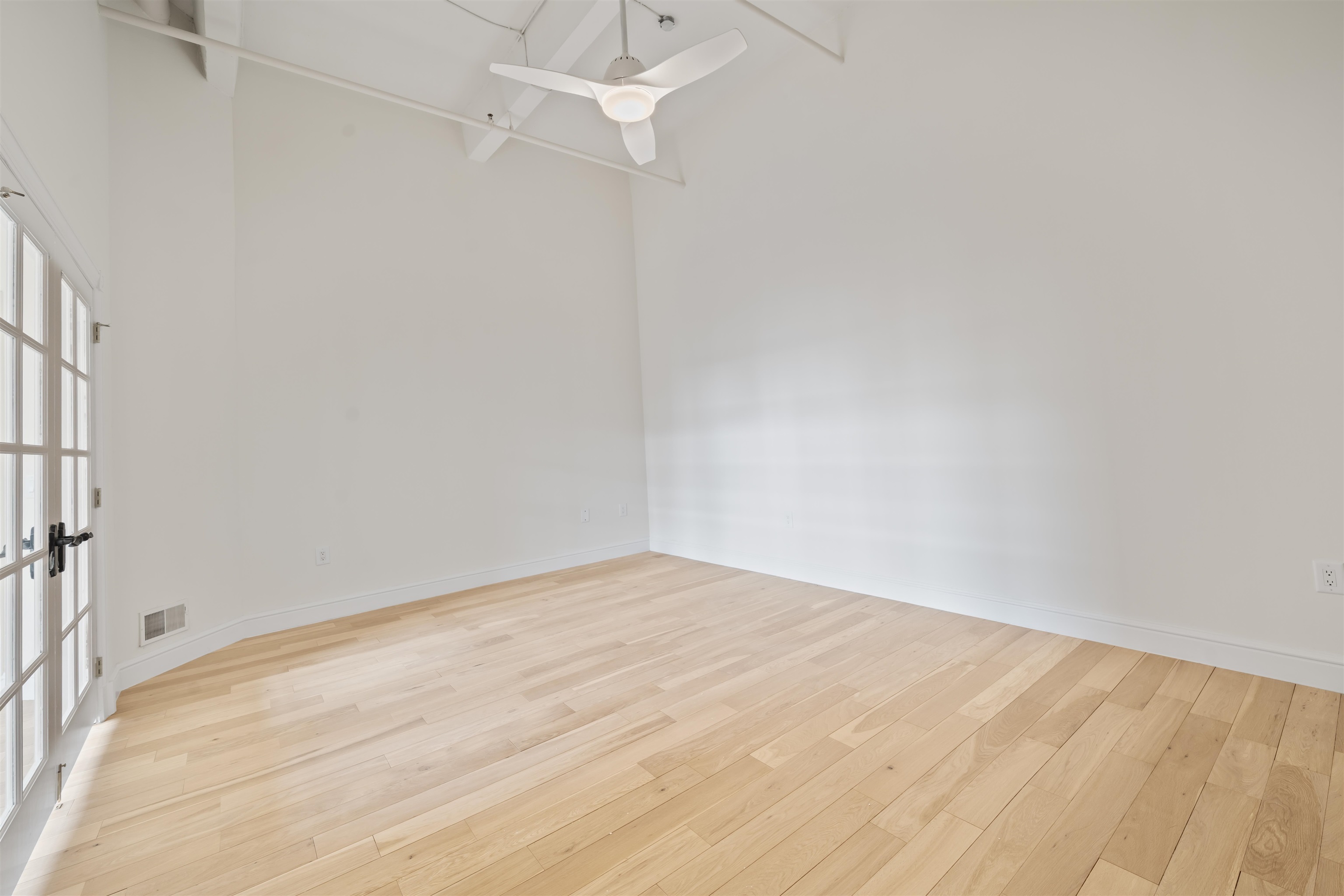 300 Communipaw Ave #122, Jersey City, New Jersey image 15