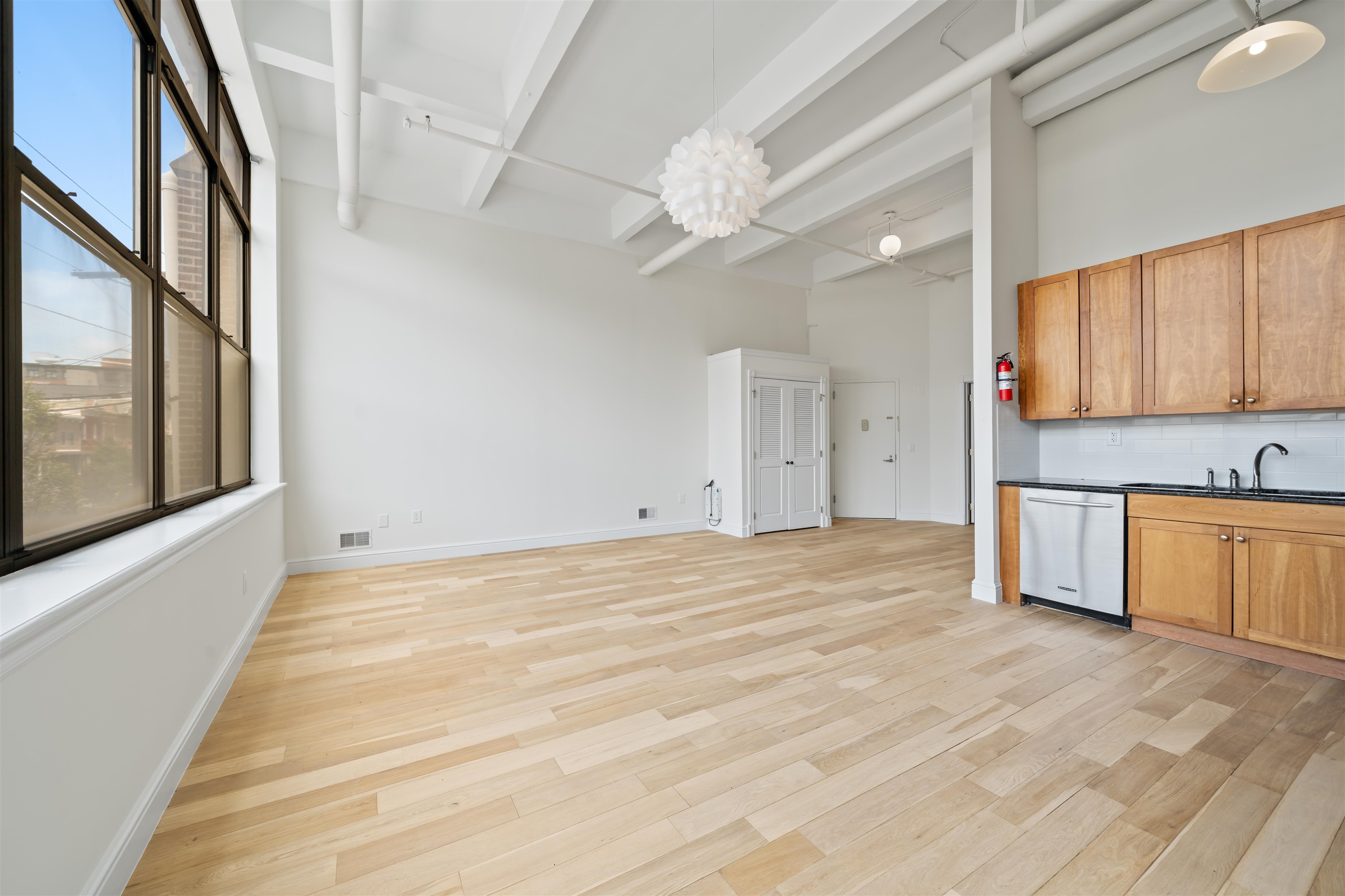 300 Communipaw Ave #122, Jersey City, New Jersey image 6