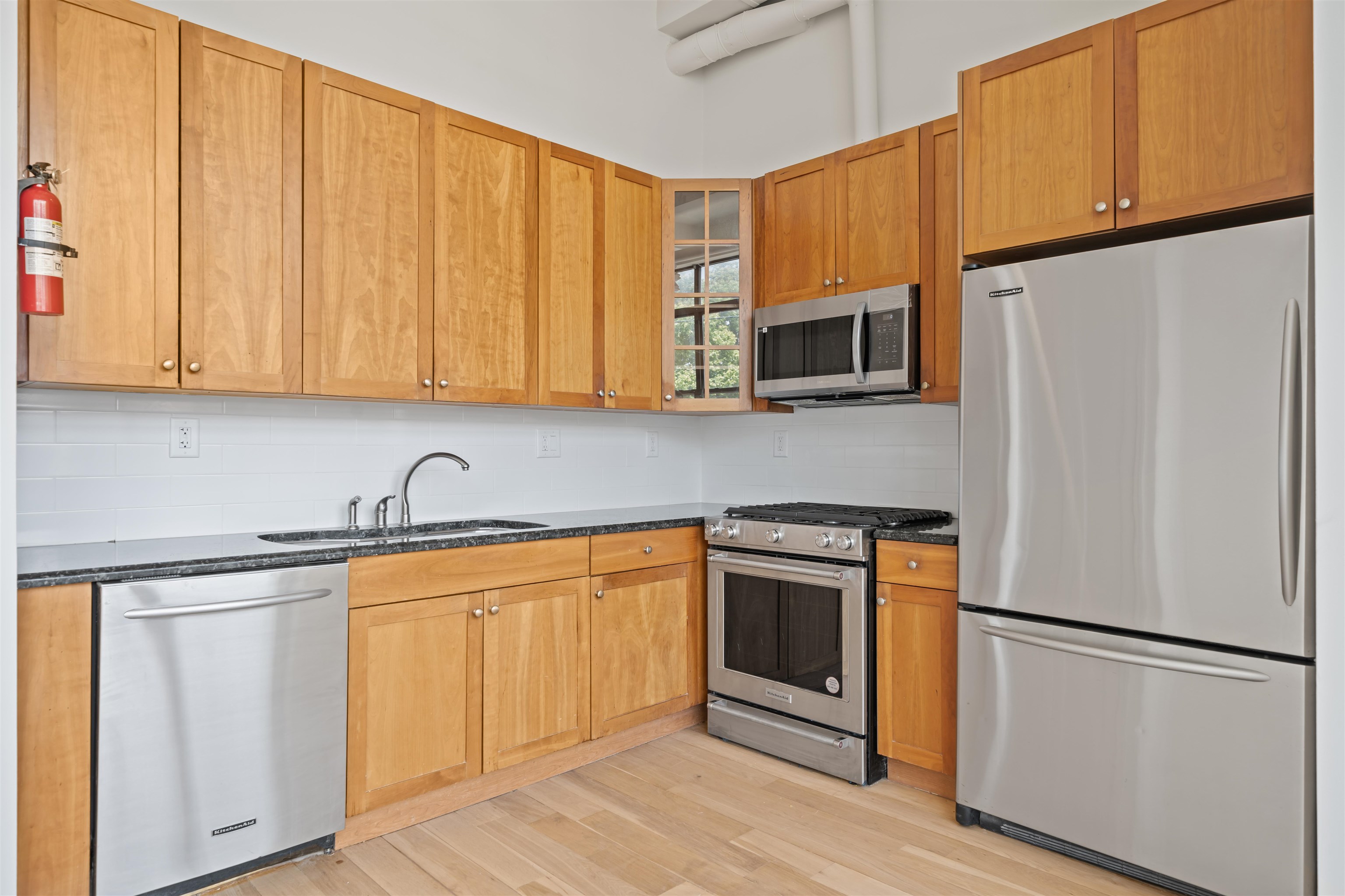 300 Communipaw Ave #122, Jersey City, New Jersey image 7