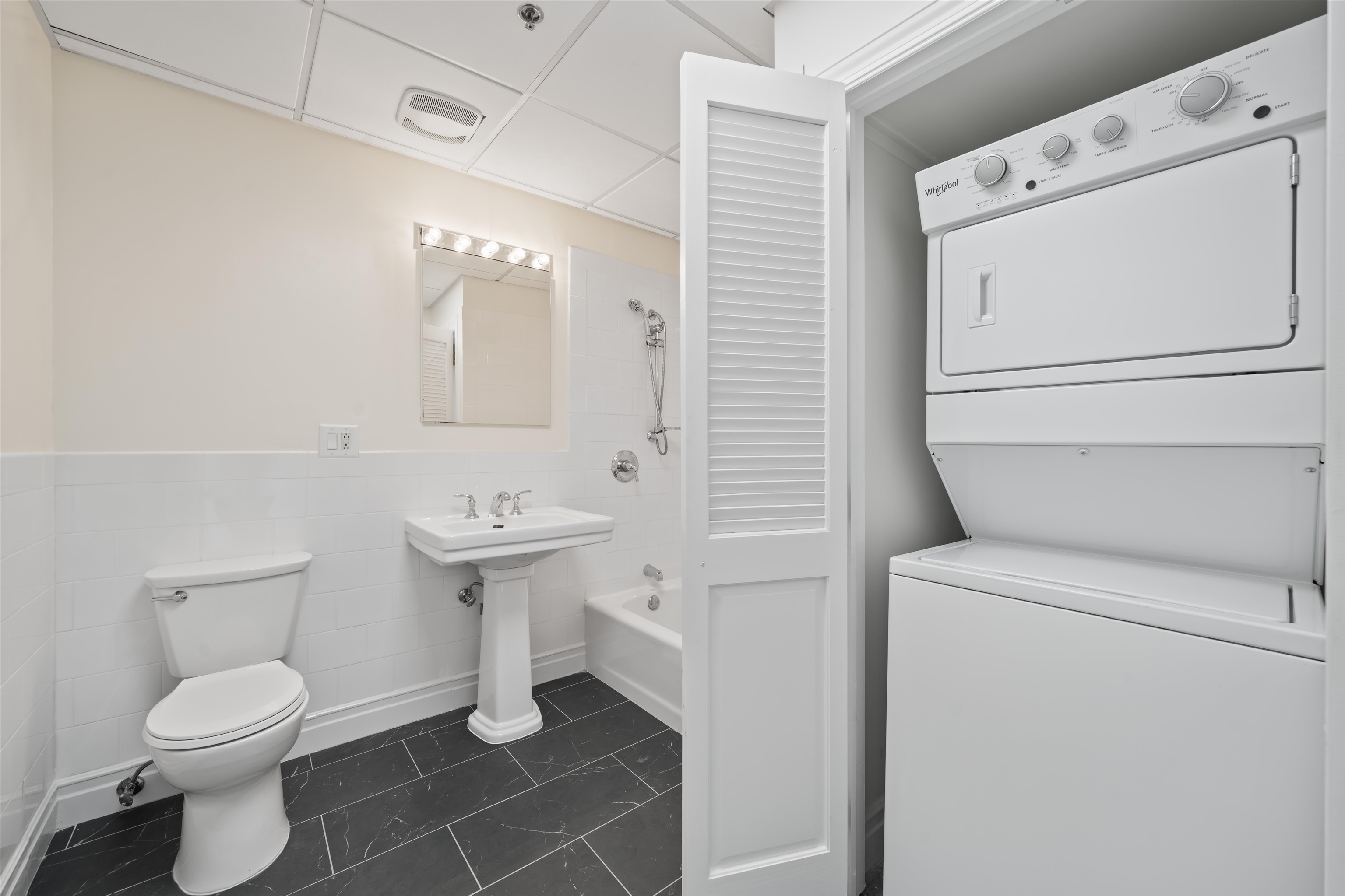 300 Communipaw Ave #122, Jersey City, New Jersey image 16