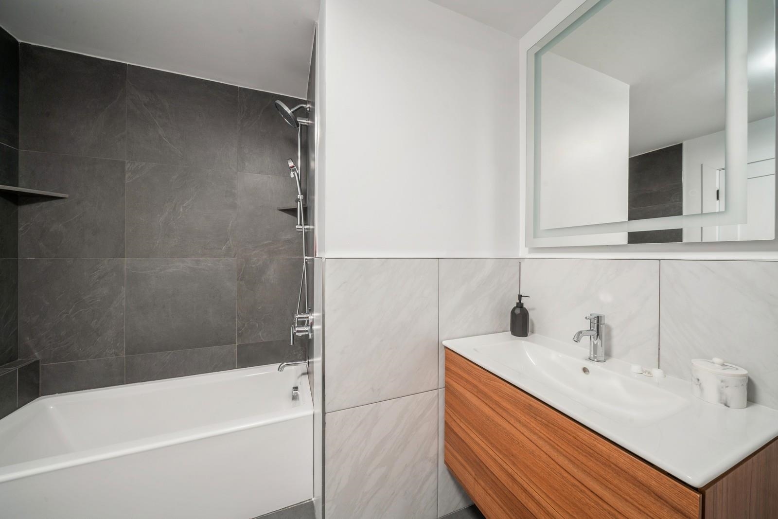 160 Brunswick St #202, Jersey City, New Jersey image 13