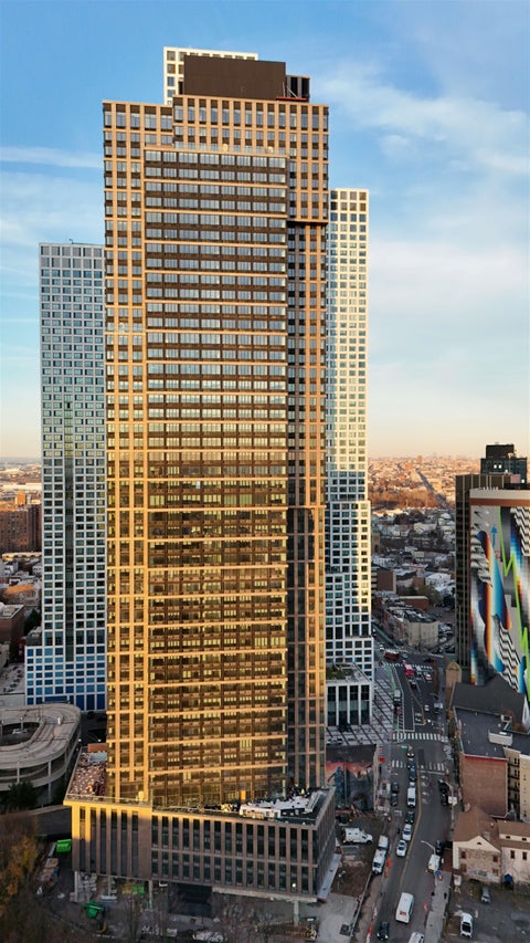 Multifamily For Rent - 505 Summit Ave #2902<br/> Hudson County, Jersey City, NJ 07306