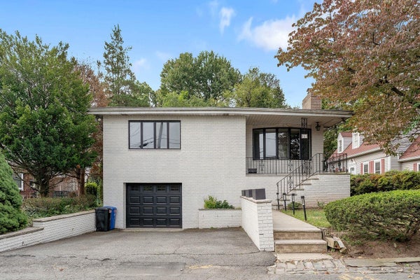 15 BARNES DR, RIDGEFIELD PARK, NJ 07660 - Image fad7fddffde09827d76f12788d3c8aee/282599954