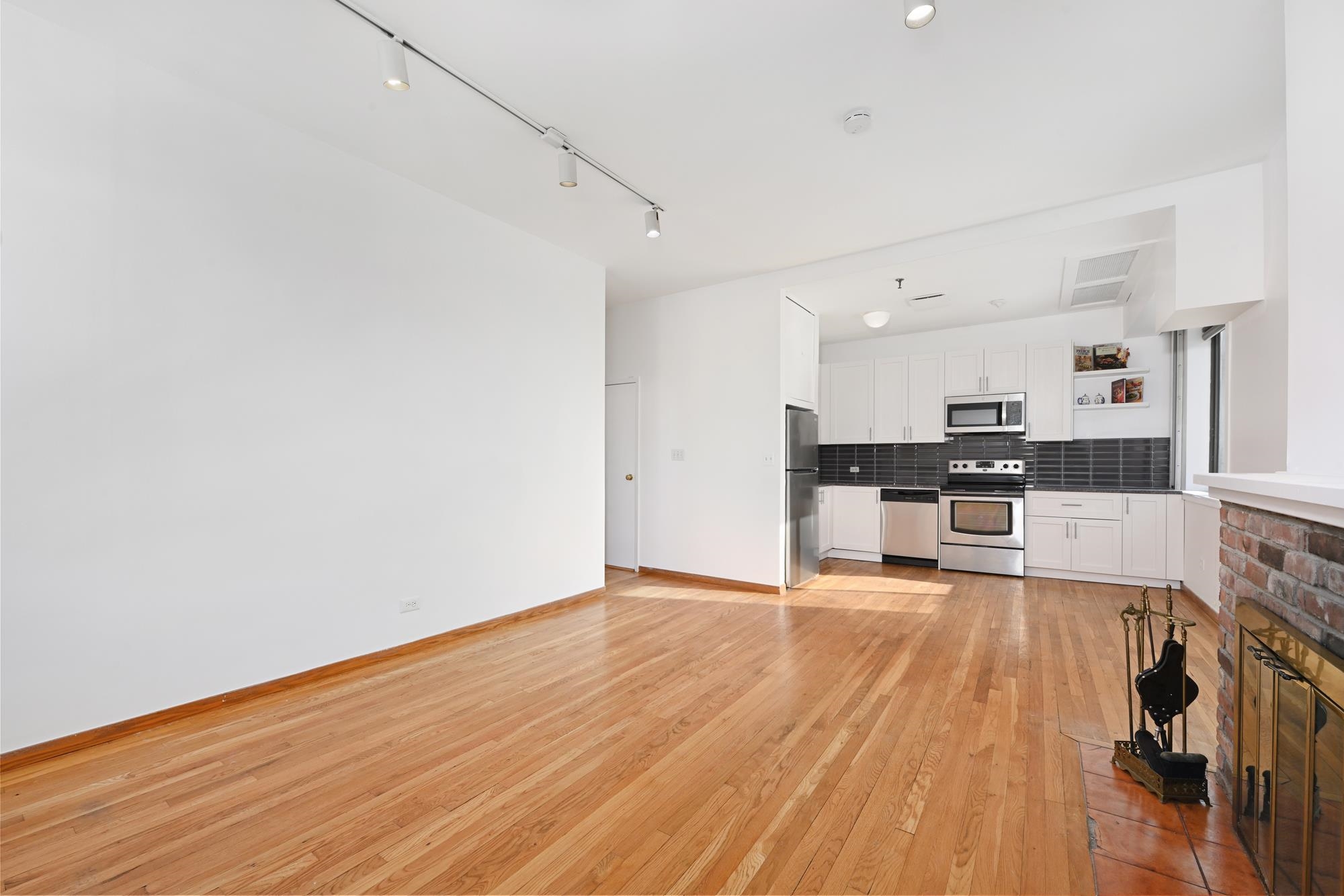 41 1st St #3F, Hoboken, New Jersey image 11