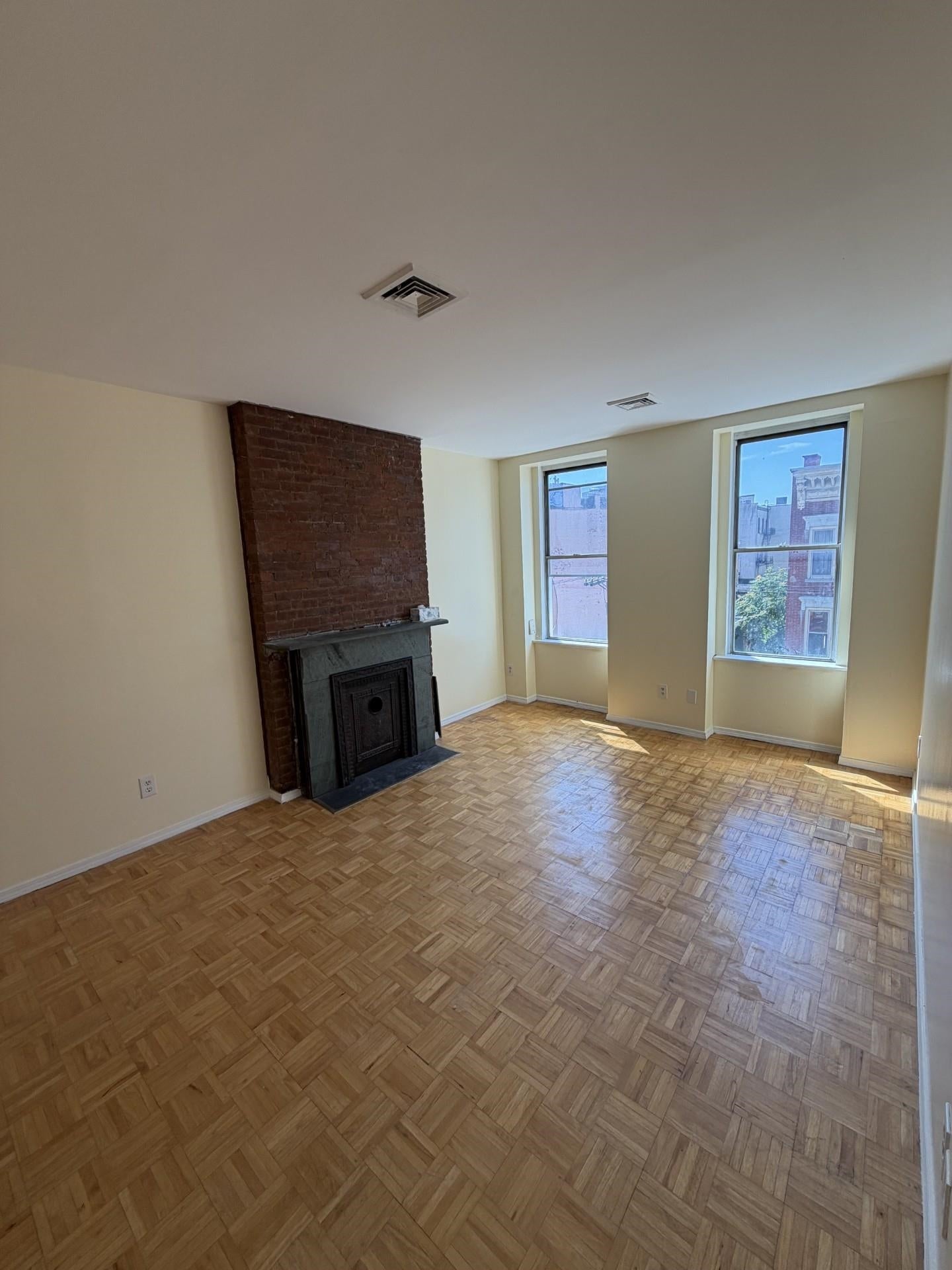 348 GROVE ST