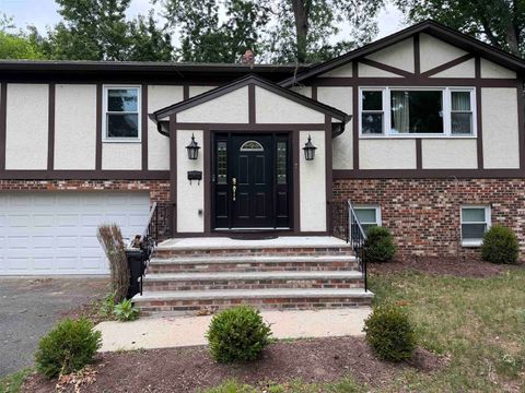Homes For Rent - 7 Campi Ct #HOUSE<br/> Bergen County, Dumont, NJ 07628