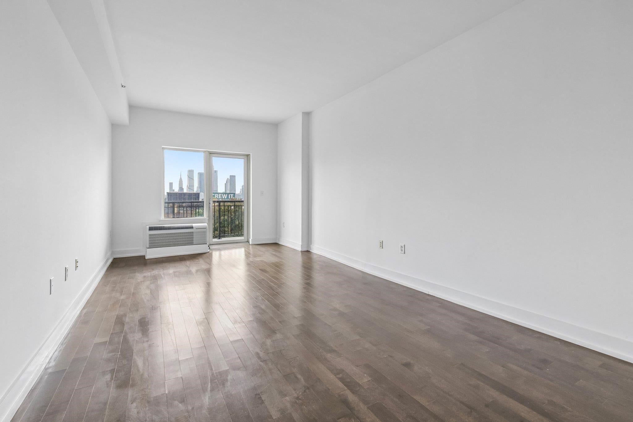 Search Homes 3 3312 HUDSON AVE 4F