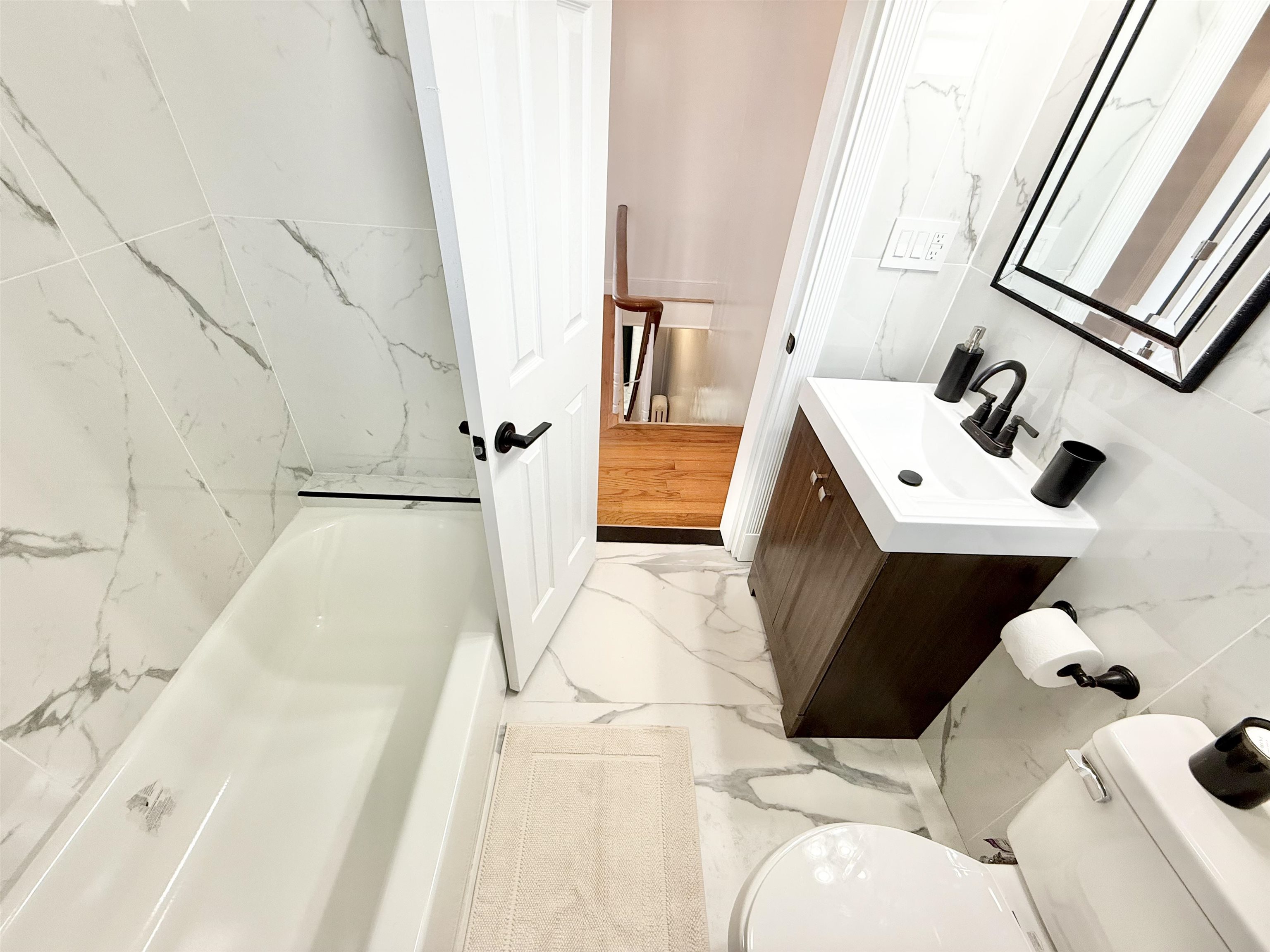286 Danforth Ave, Jersey City, New Jersey image 24