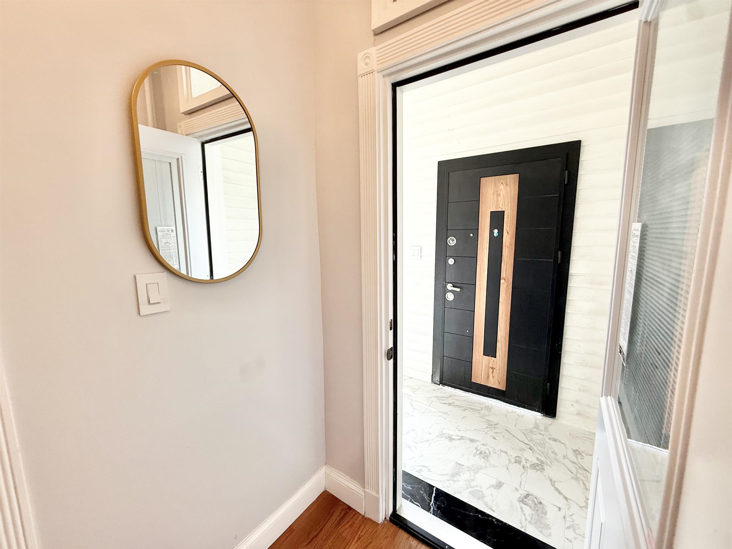 286 Danforth Ave, Jersey City, New Jersey image 3