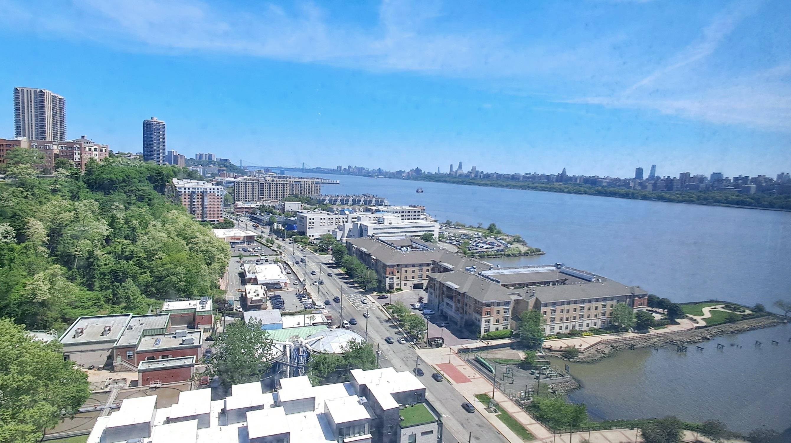 7004 Blvd East #22B, Guttenberg, New Jersey image 6
