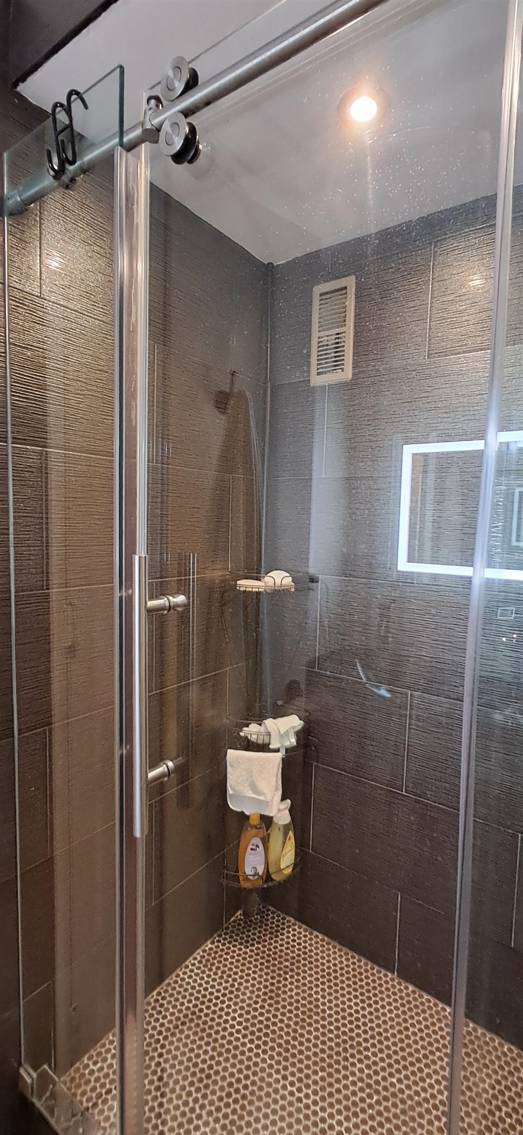 7004 Blvd East #22B, Guttenberg, New Jersey image 27