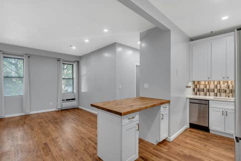 Condo For Sale - 11 Cuneo Pl #1A<br/> Hudson County, Jersey City, NJ 07307