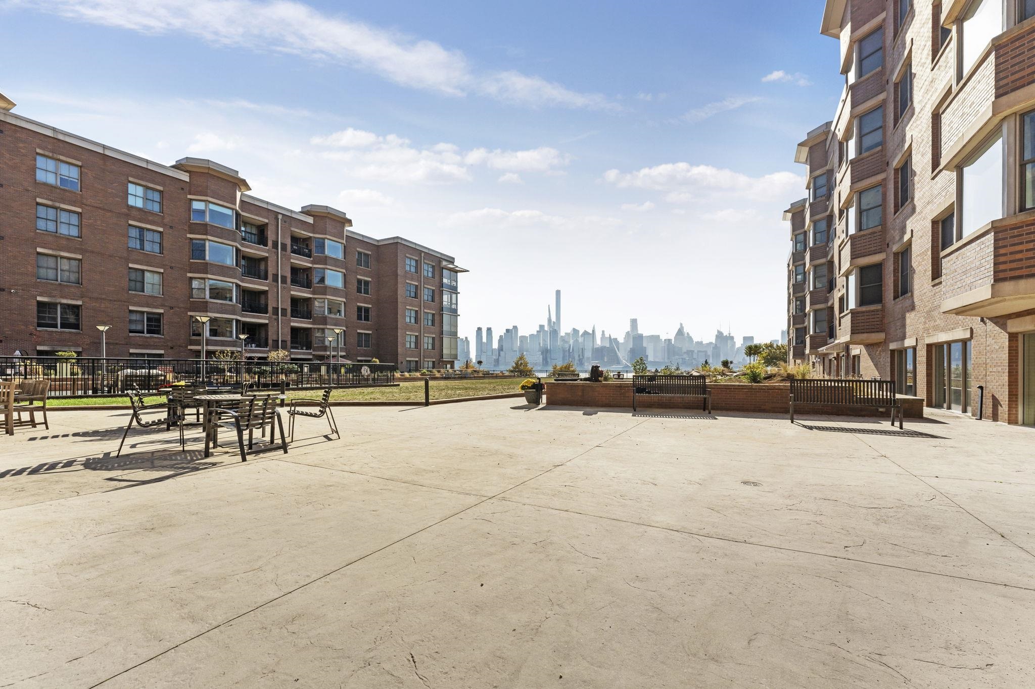 20 Avenue At Port Imperial #223, West New York, New Jersey image 41