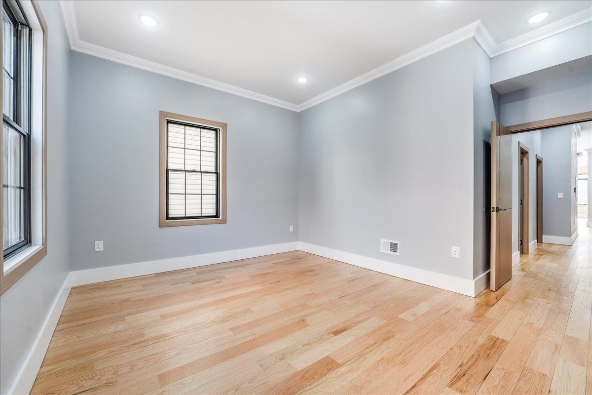 412 10th St #1, Union City, New Jersey image 25