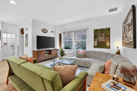 Condo For Sale - 504 1st St<br/> Hoboken, NJ 07030