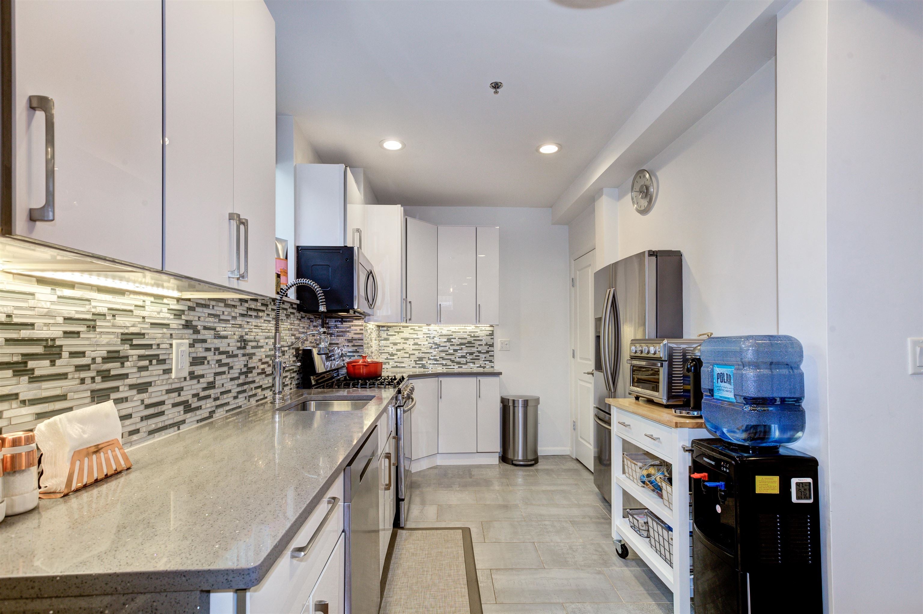 58 GILES AVE 2