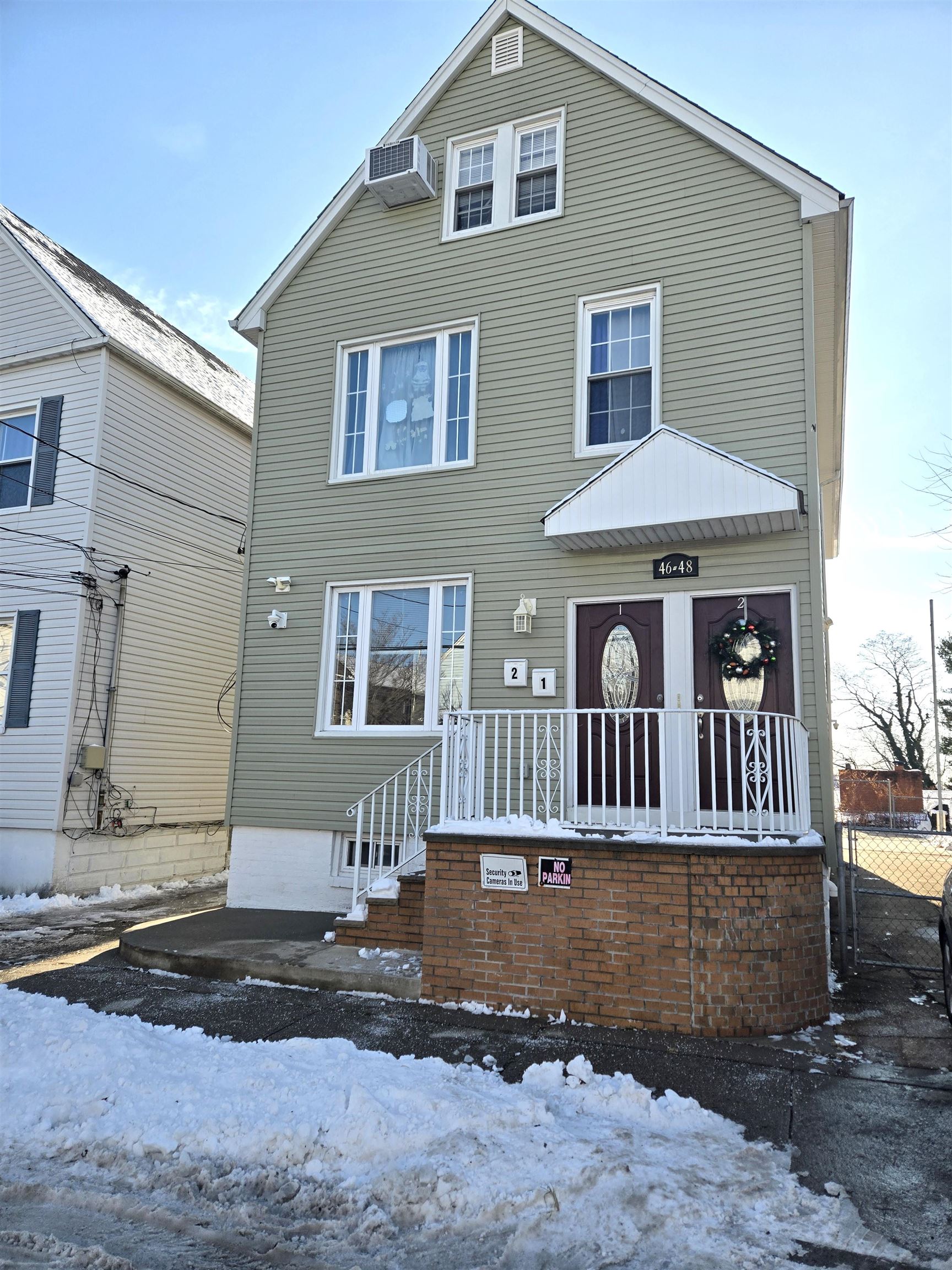 Bayonne, New Jersey 07002, United States, 3 Bedrooms Bedrooms, ,2 BathroomsBathrooms,Residential,Active,256559 Bayonne, New Jersey 07002, United States, 3 Bedrooms Bedrooms, ,2 BathroomsBathrooms,Residential,Active,256559