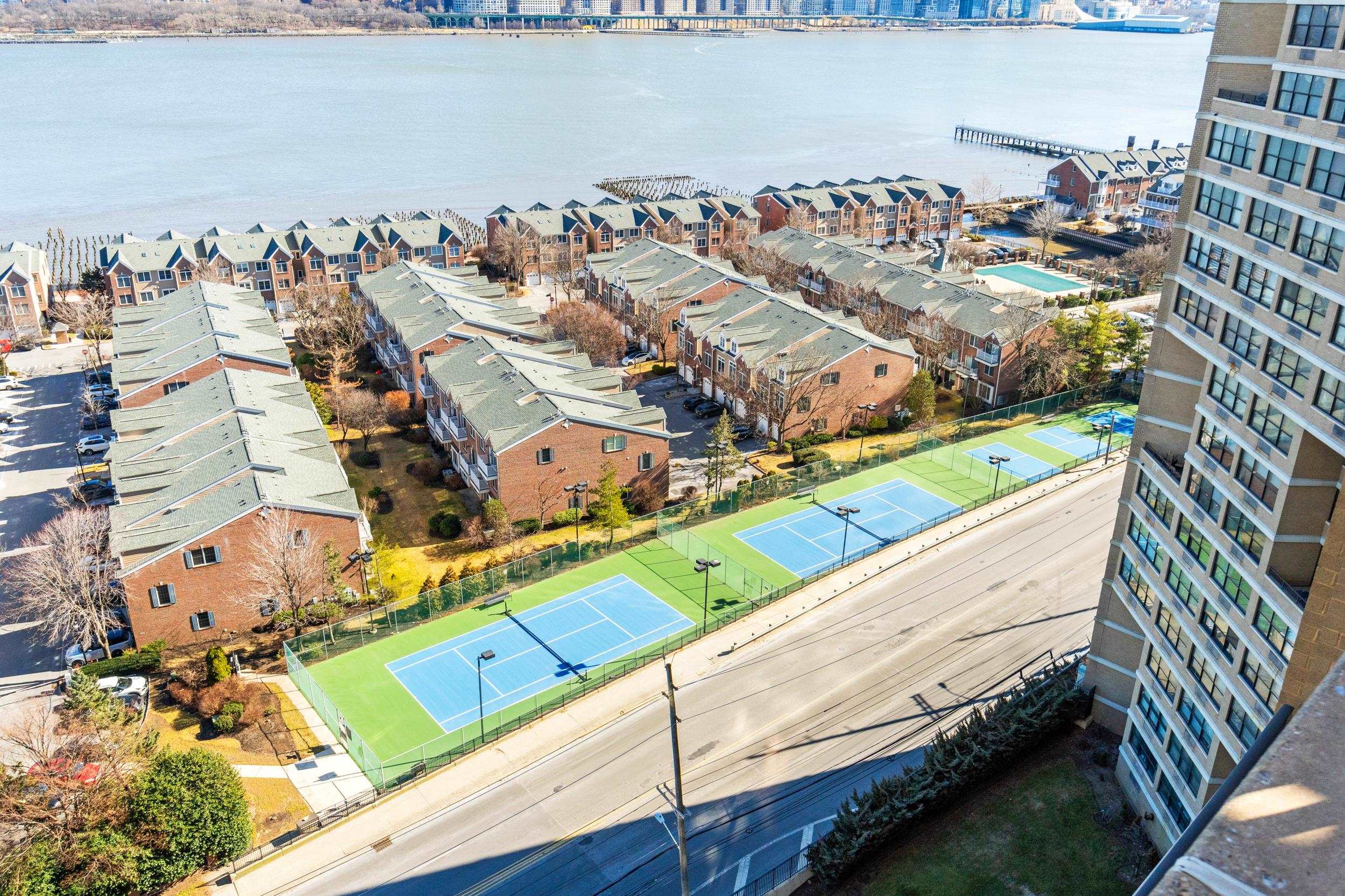 7000 Blvd East #20I, Guttenberg, New Jersey image 42
