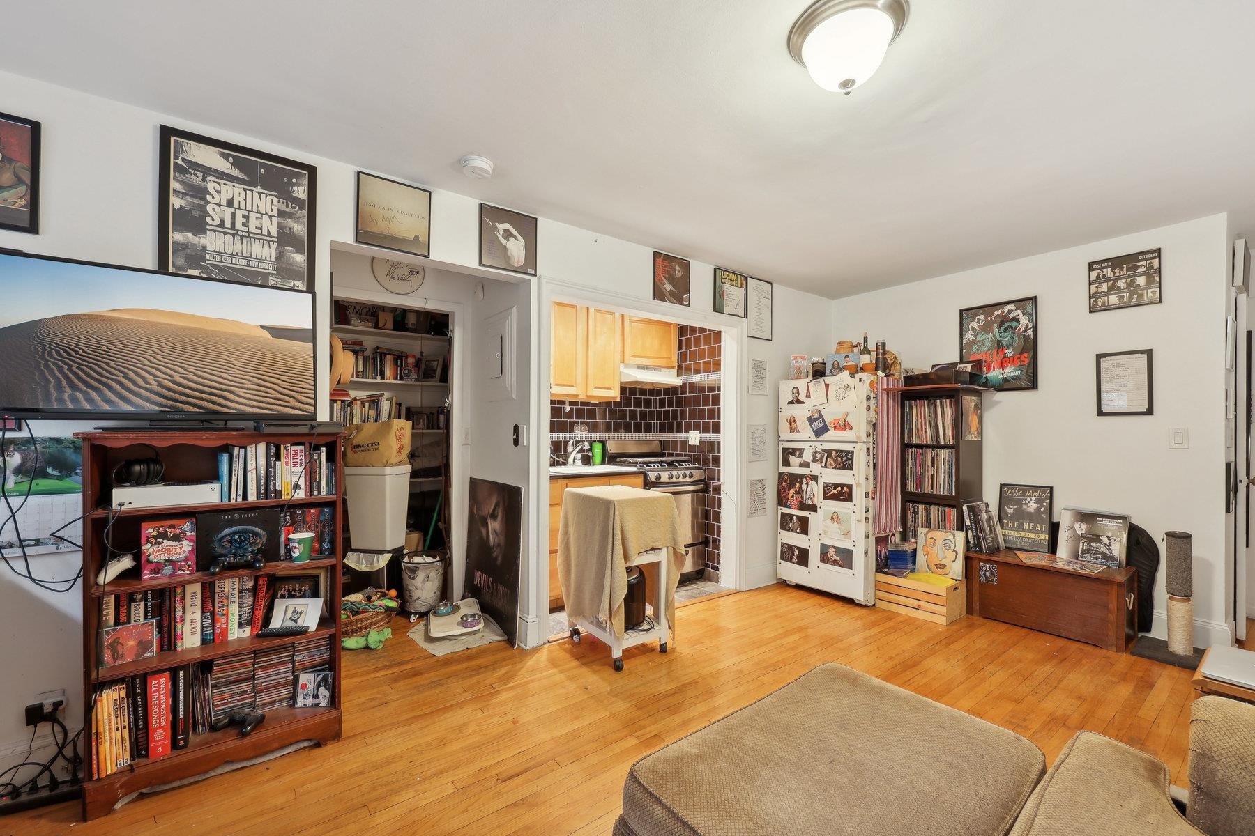 295 York St #1E, Jersey City, New Jersey image 4