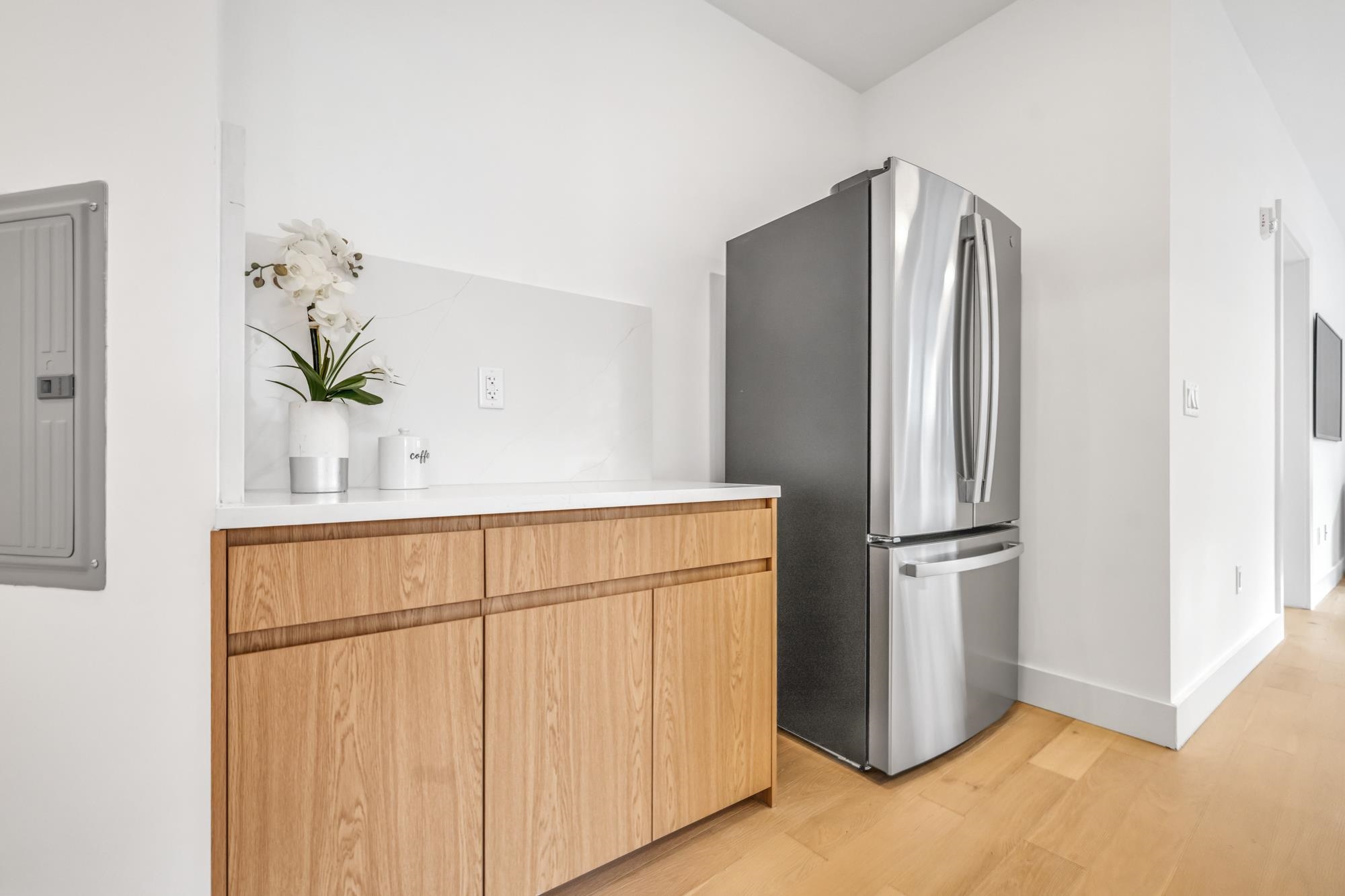 649 38th St #404, Union City, New Jersey image 4