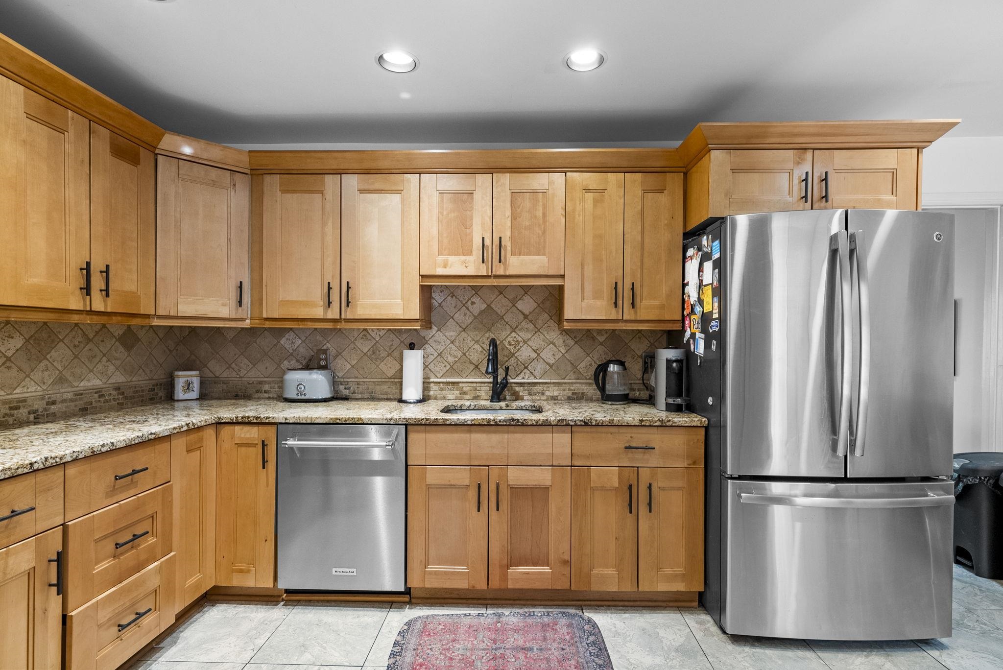 29 Engle St #8, Tenafly, New Jersey image 2