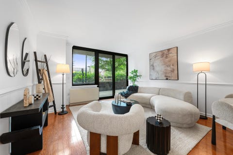 Condo For Sale - 700 Grove St #2S<br/> Jersey City, NJ 07310