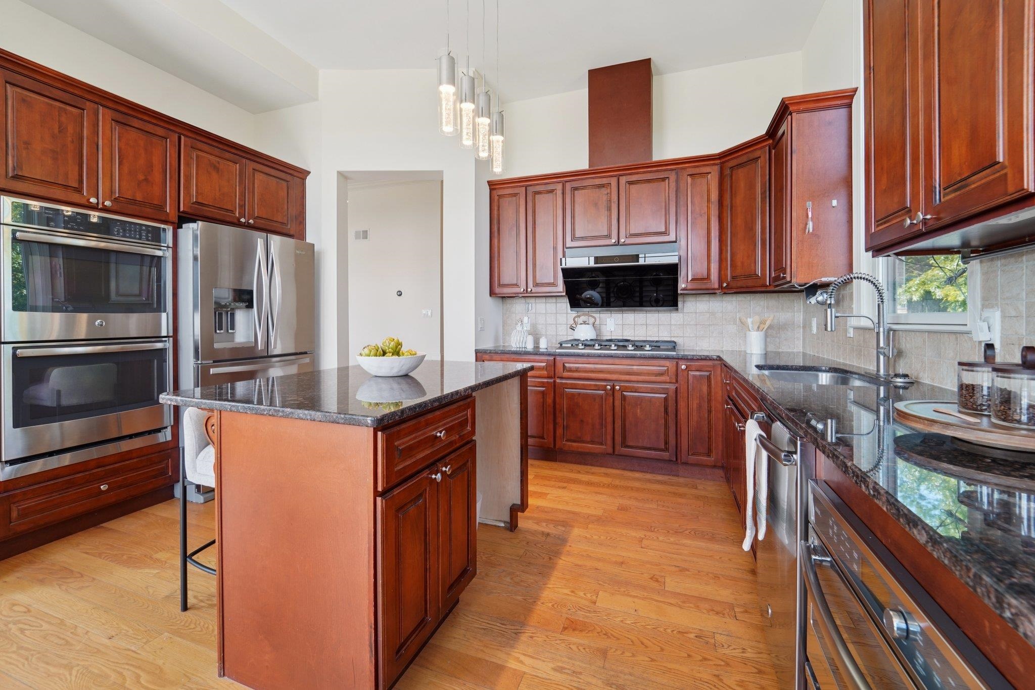 19 Summit Dr, North Caldwell, New Jersey image 7
