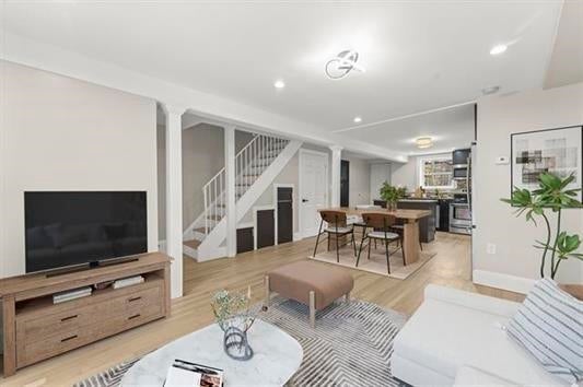 Search Homes 1 369 WEBSTER AVE