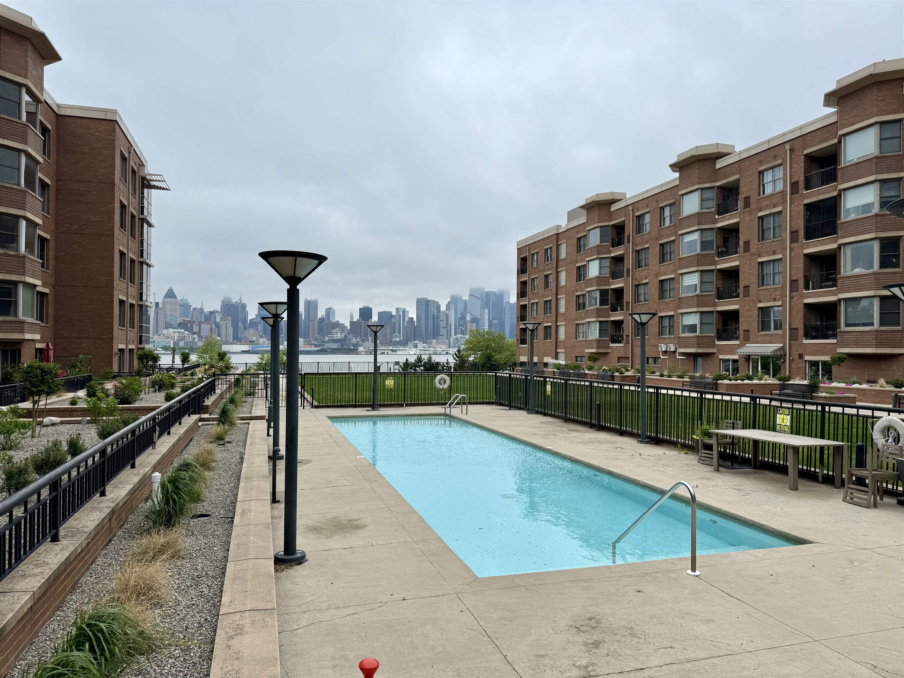 20 Avenue At Port Imperial #208, West New York, New Jersey image 26