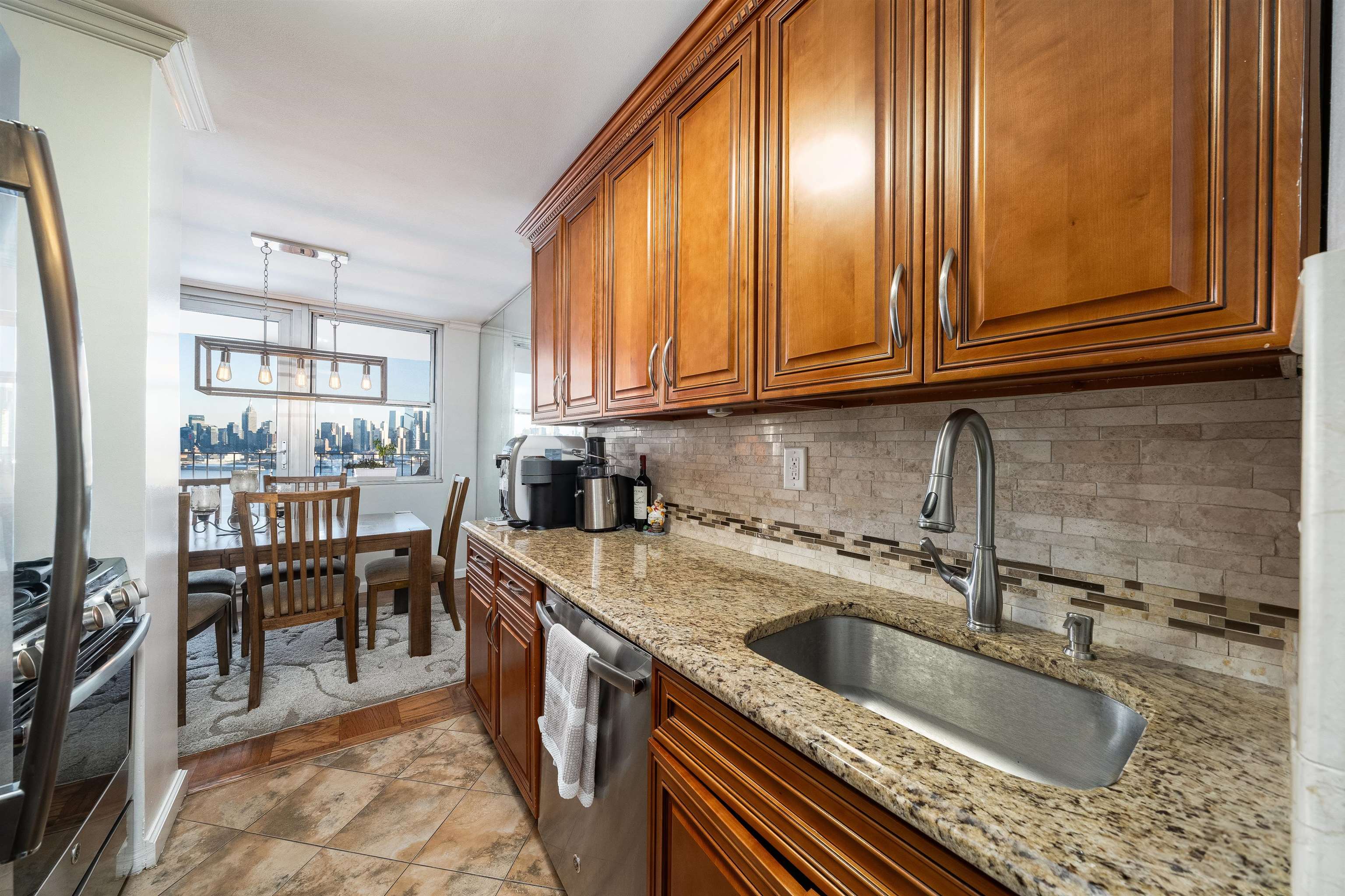 6040 Blvd East #9D, West New York, New Jersey image 6
