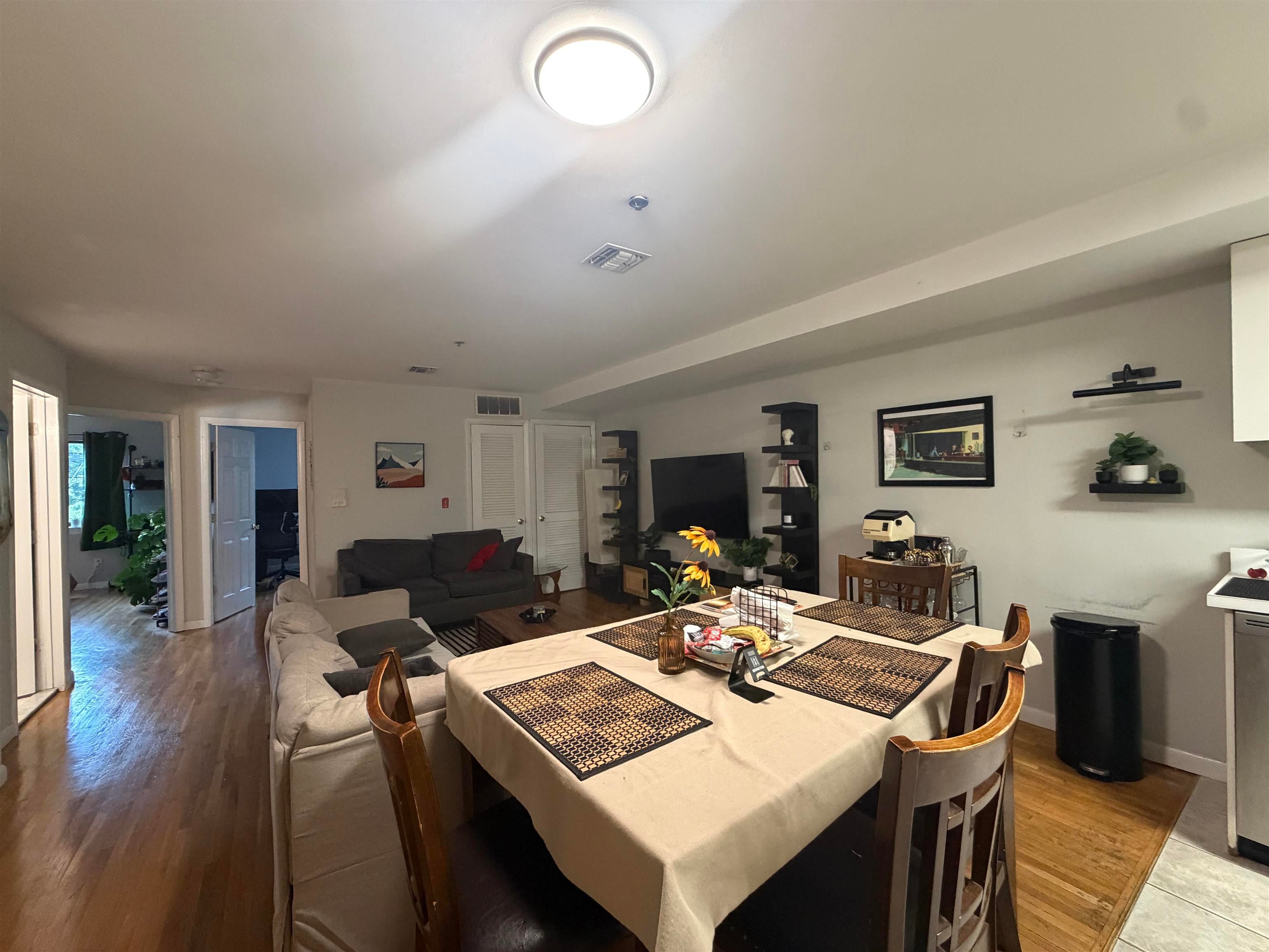 106 ADAMS ST 2