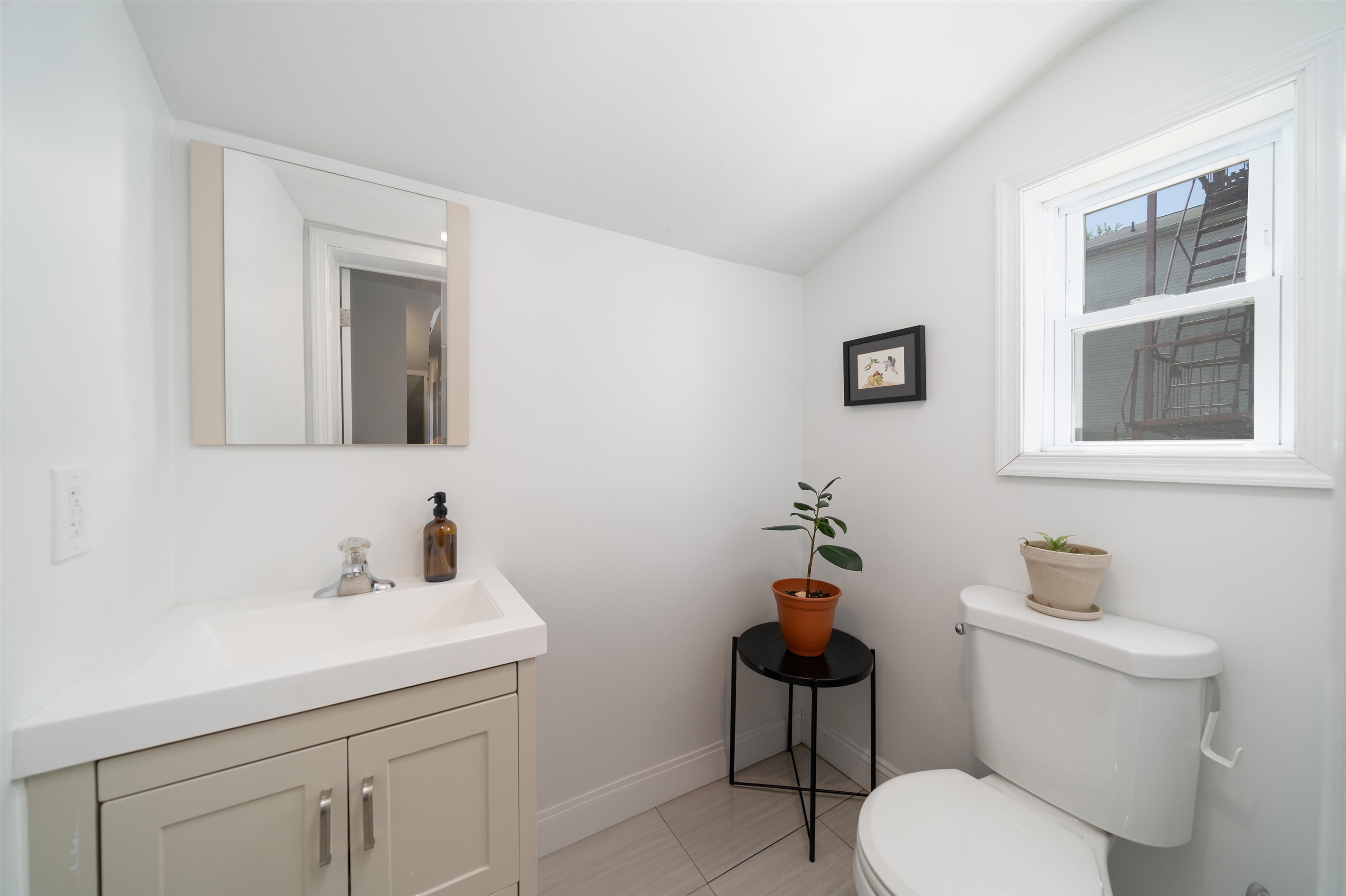 260 Clerk St, Jersey City, New Jersey image 16