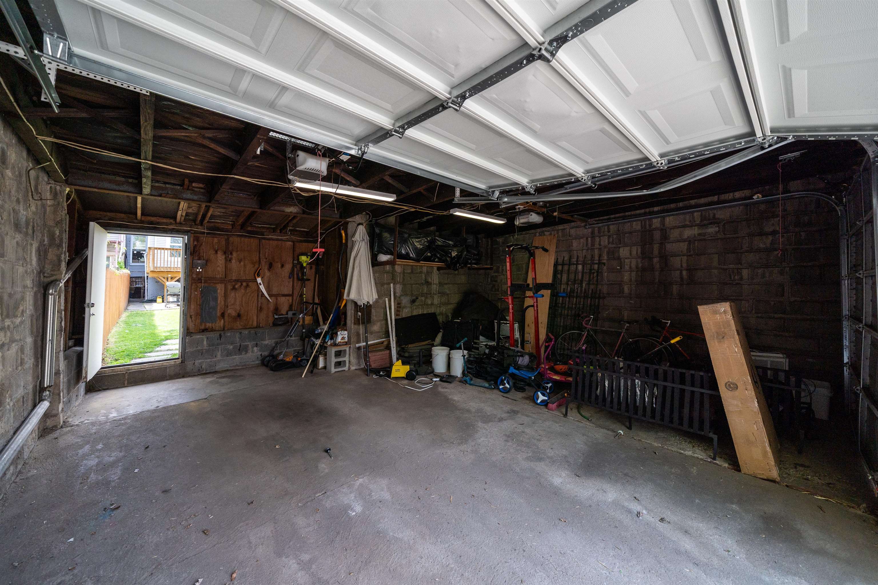 260 Clerk St, Jersey City, New Jersey image 31