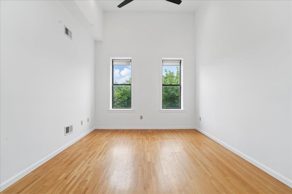 123 Washington St #4R, Hoboken, New Jersey image 3