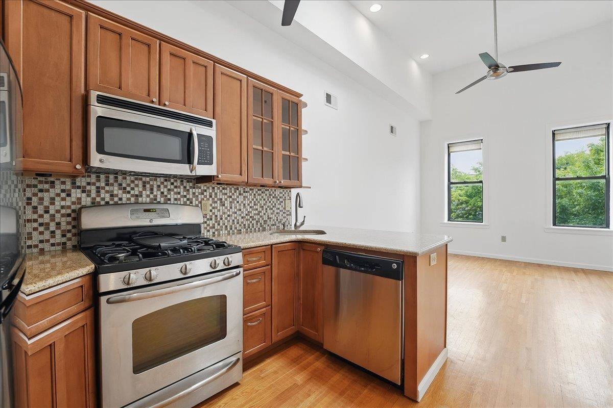 123 Washington St #4R, Hoboken, New Jersey image 1