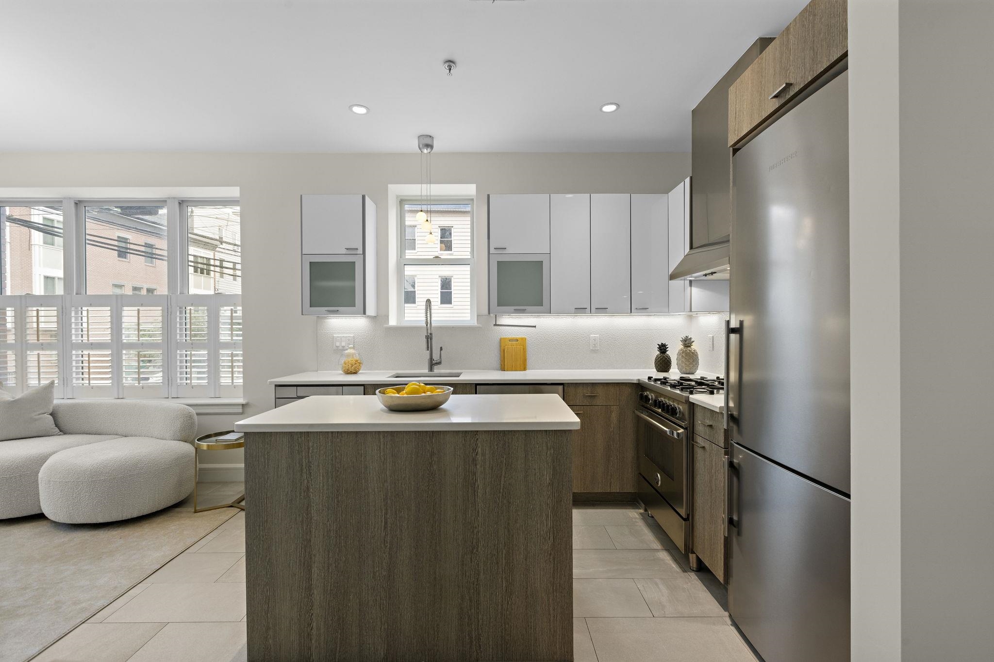 471 Monmouth St #1, Jersey City, New Jersey image 2