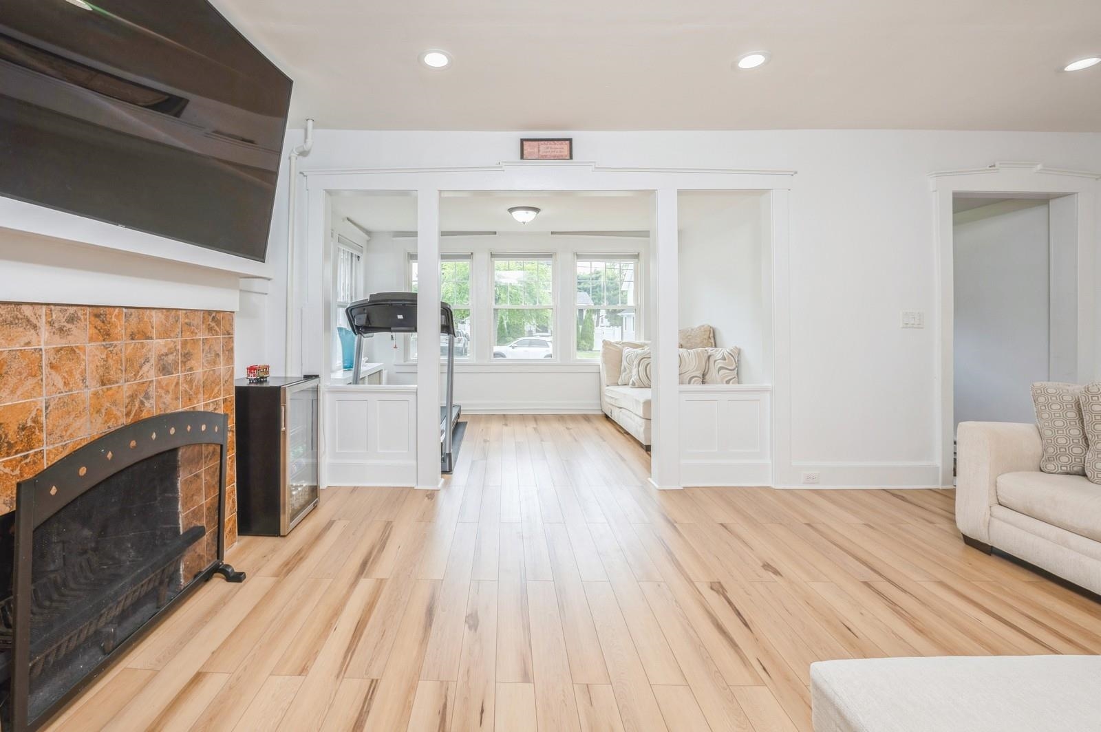 44 Garden St, Teaneck, New Jersey image 6