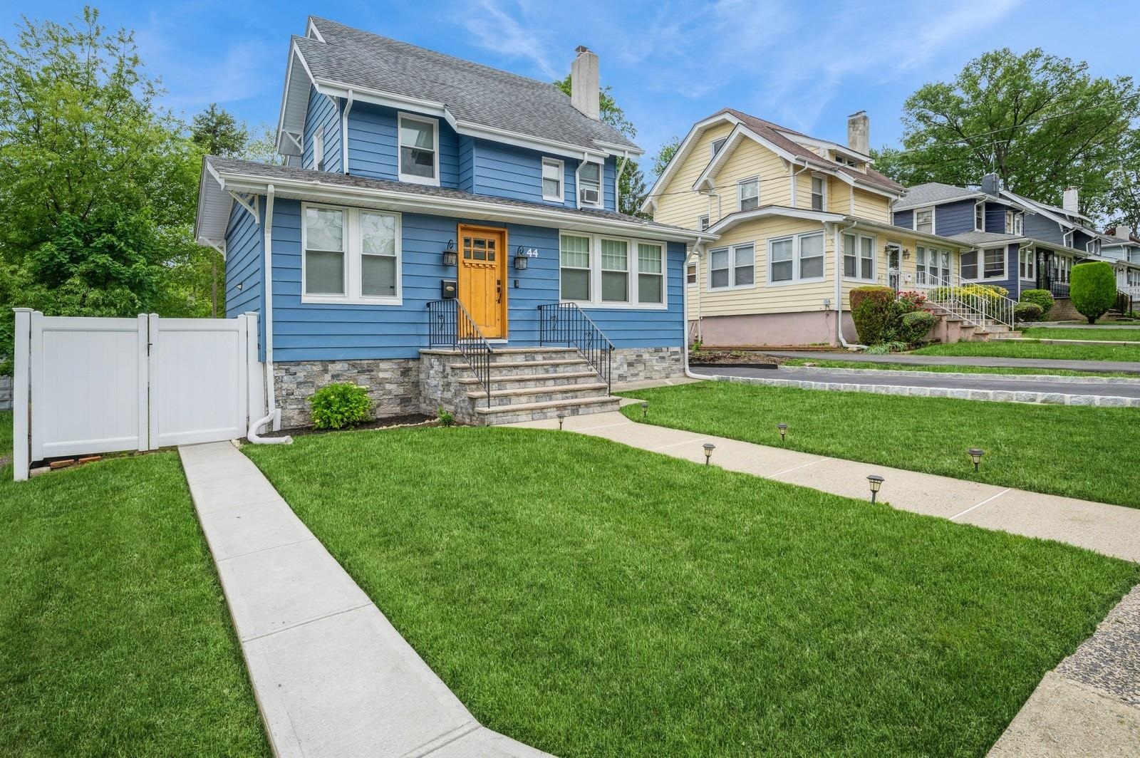 44 Garden St, Teaneck, New Jersey image 3