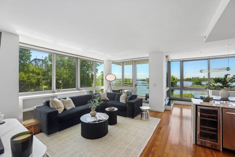 Condo For Sale - 25 Hudson St #203<br/> Jersey City, NJ 07302