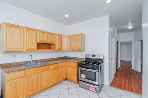 Apartment For Rent - 404 Danforth Ave<br/> Jersey City, NJ 07305