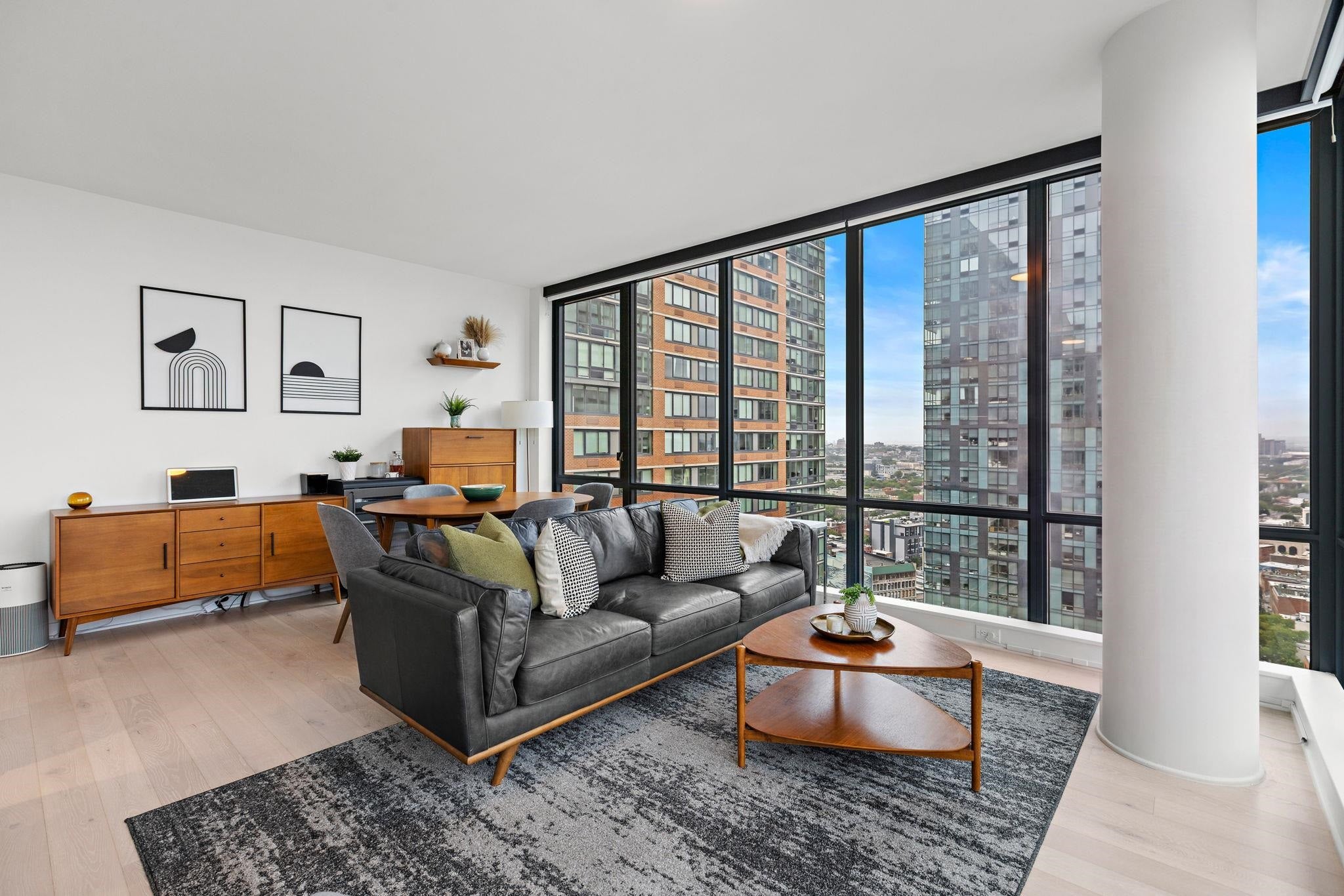 155 BAY ST 2508