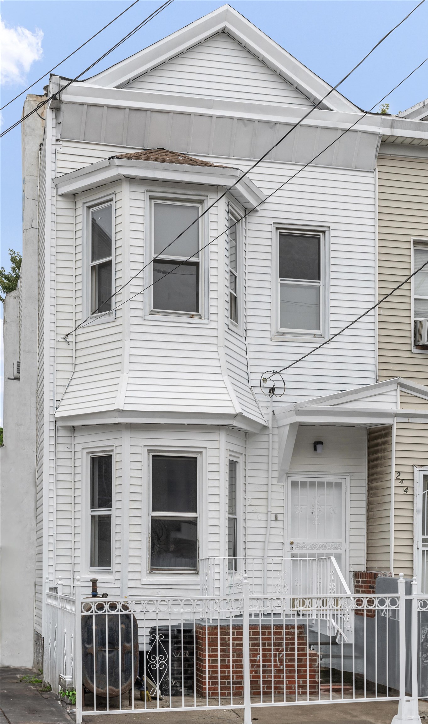 246 Clerk St, Jersey City, New Jersey image 18