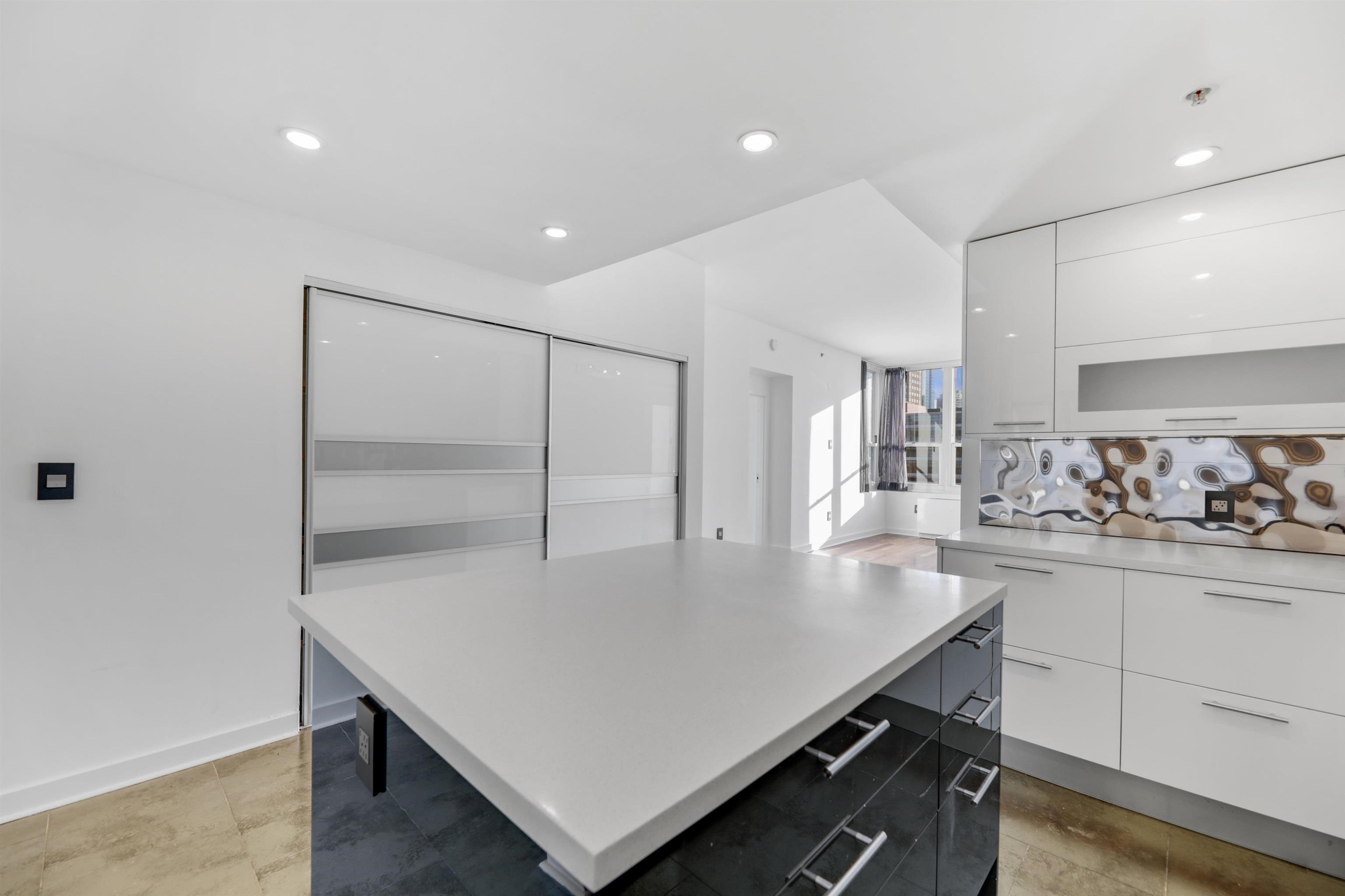 88 Morgan St #1006, Jersey City, New Jersey image 19
