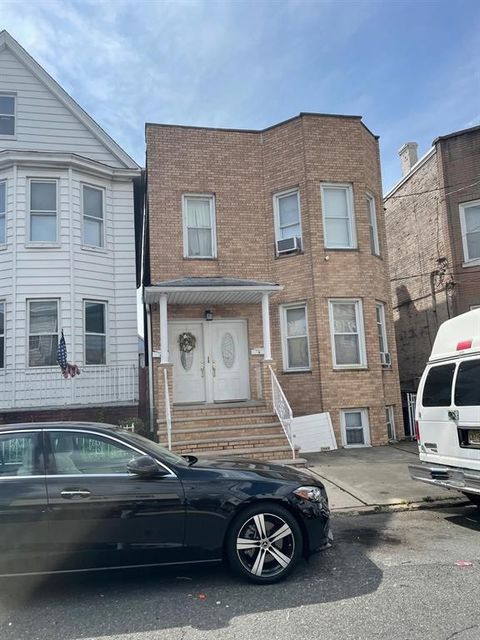 MLS: 250004580